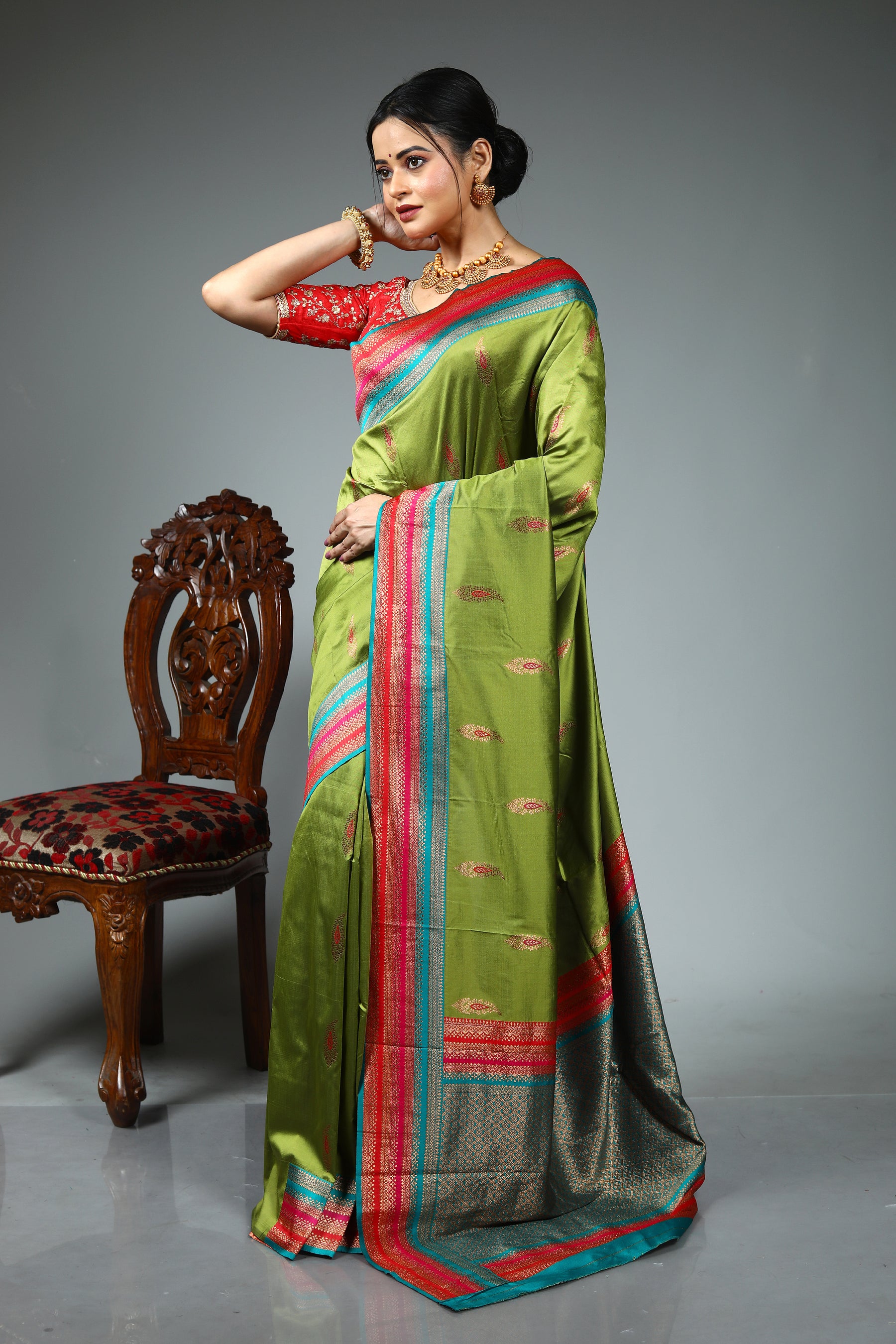 Parrot Green Blended Silk Saree