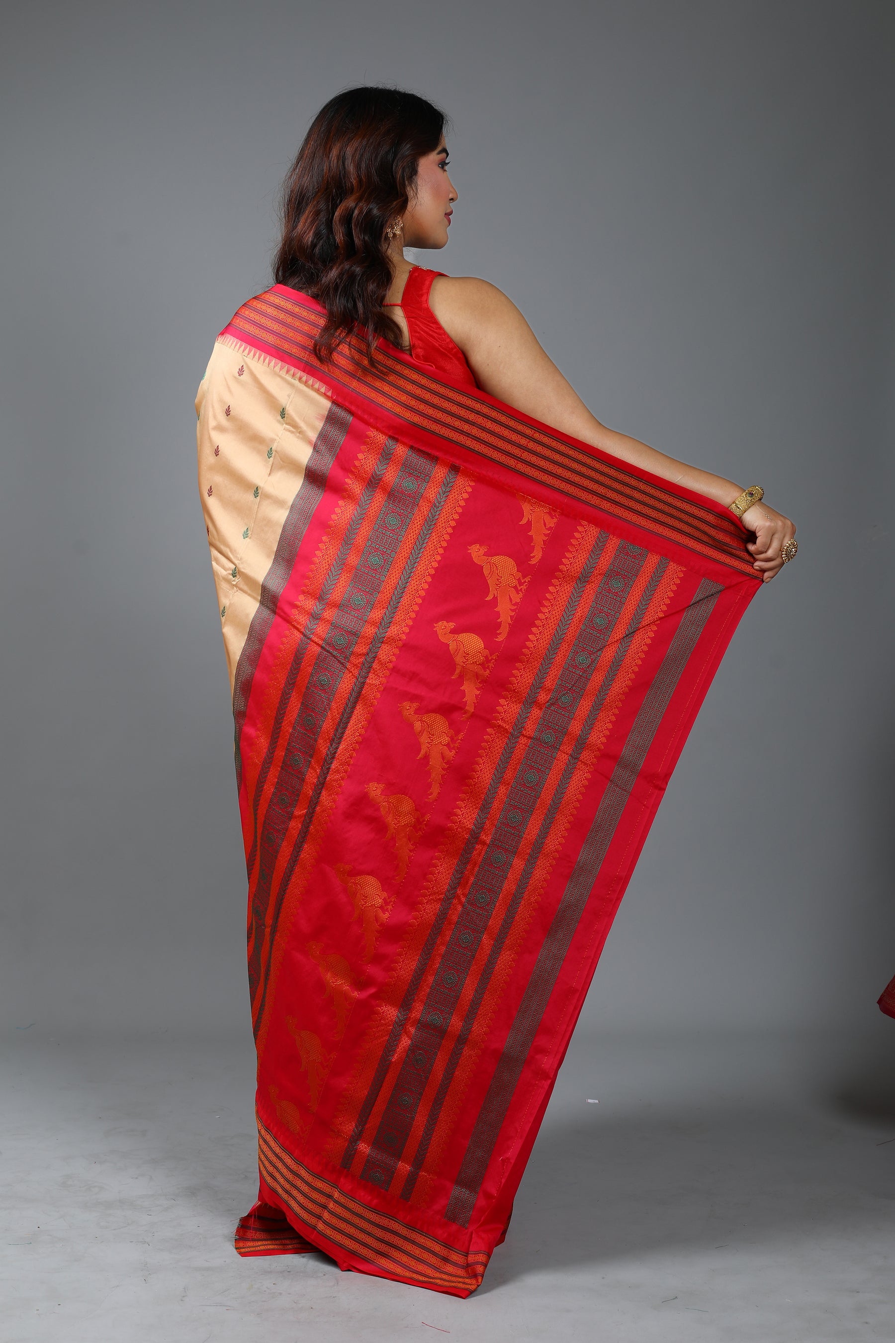 Beige Blended Bomkai Saree