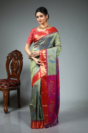 Dual Tone Green Blended Silk Saree