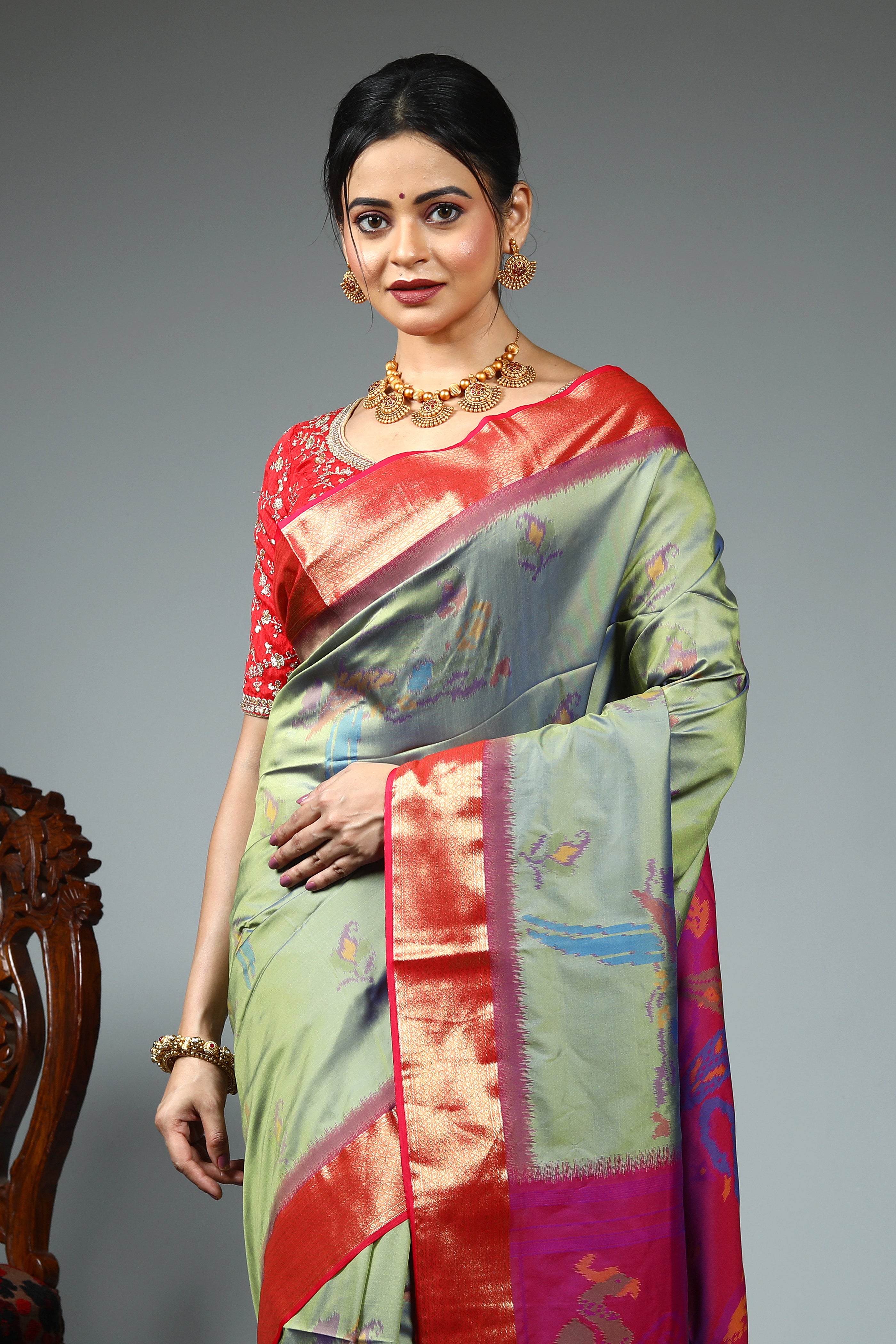 Dual Tone Green Blended Silk Saree