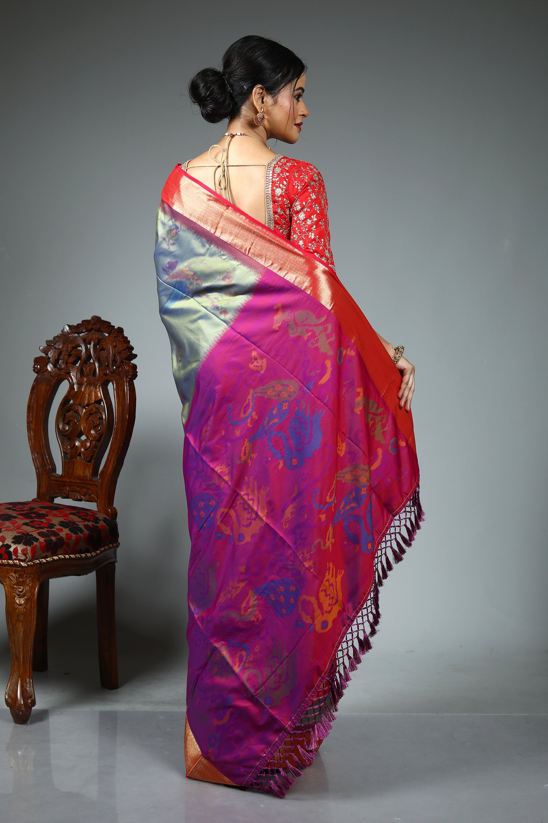 Dual Tone Green Blended Silk Saree
