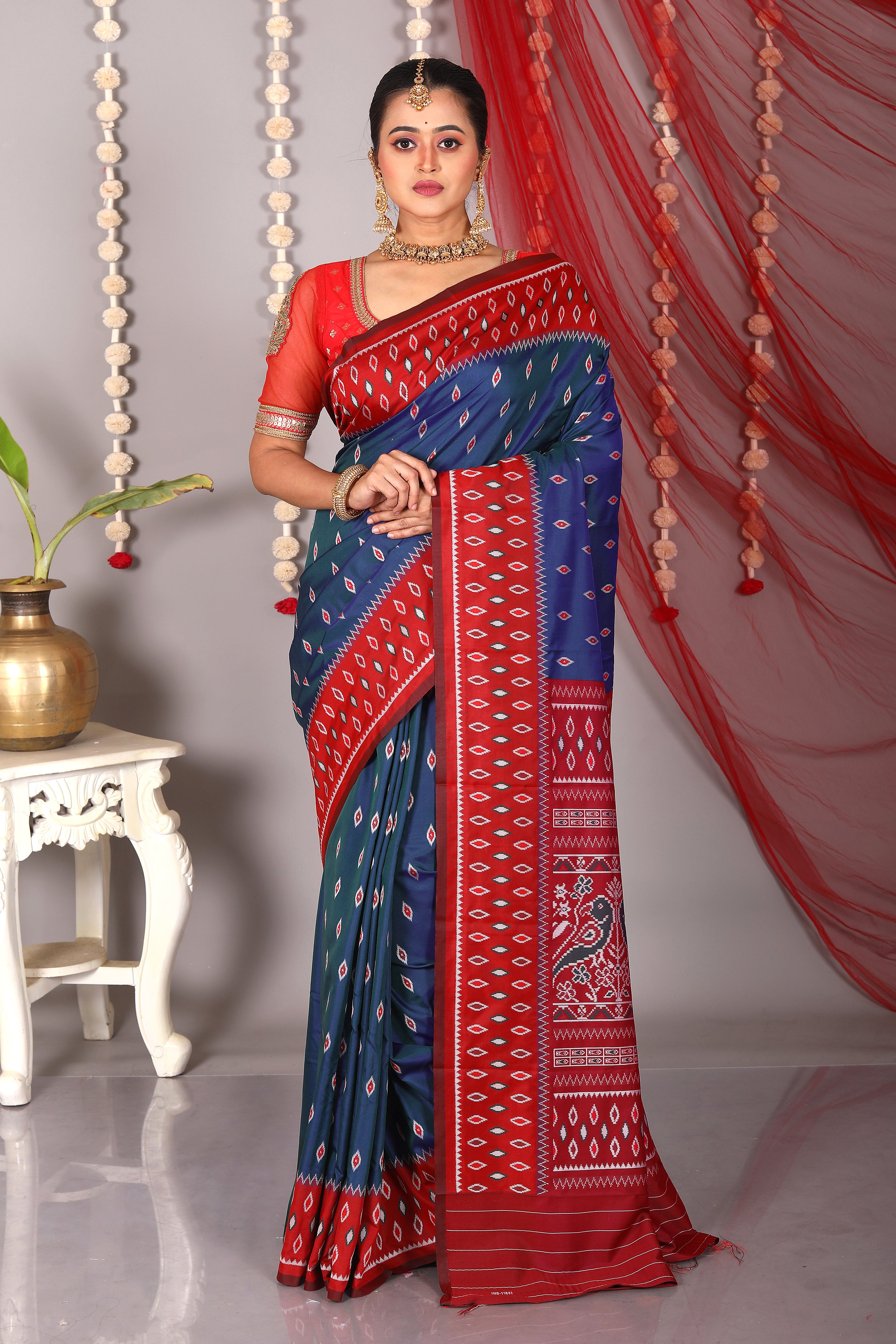Blue Blended Ikkat Silk Saree - Keya Seth Exclusive