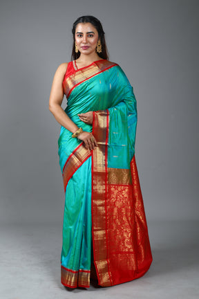 Dual Tone Green Blended Kanjivaram Silk Saree