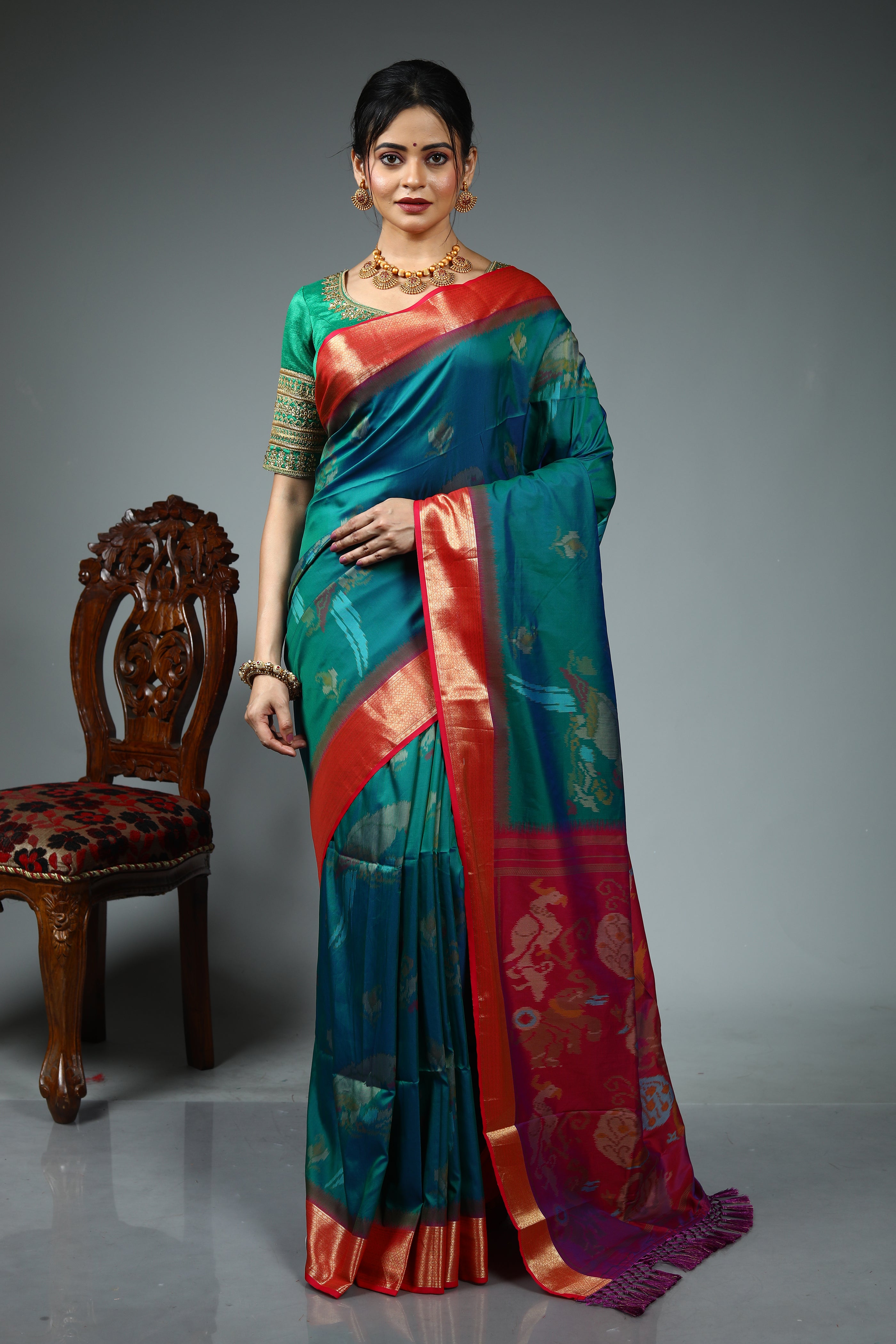 Dark Jungle Green Blended Handloom Silk Saree