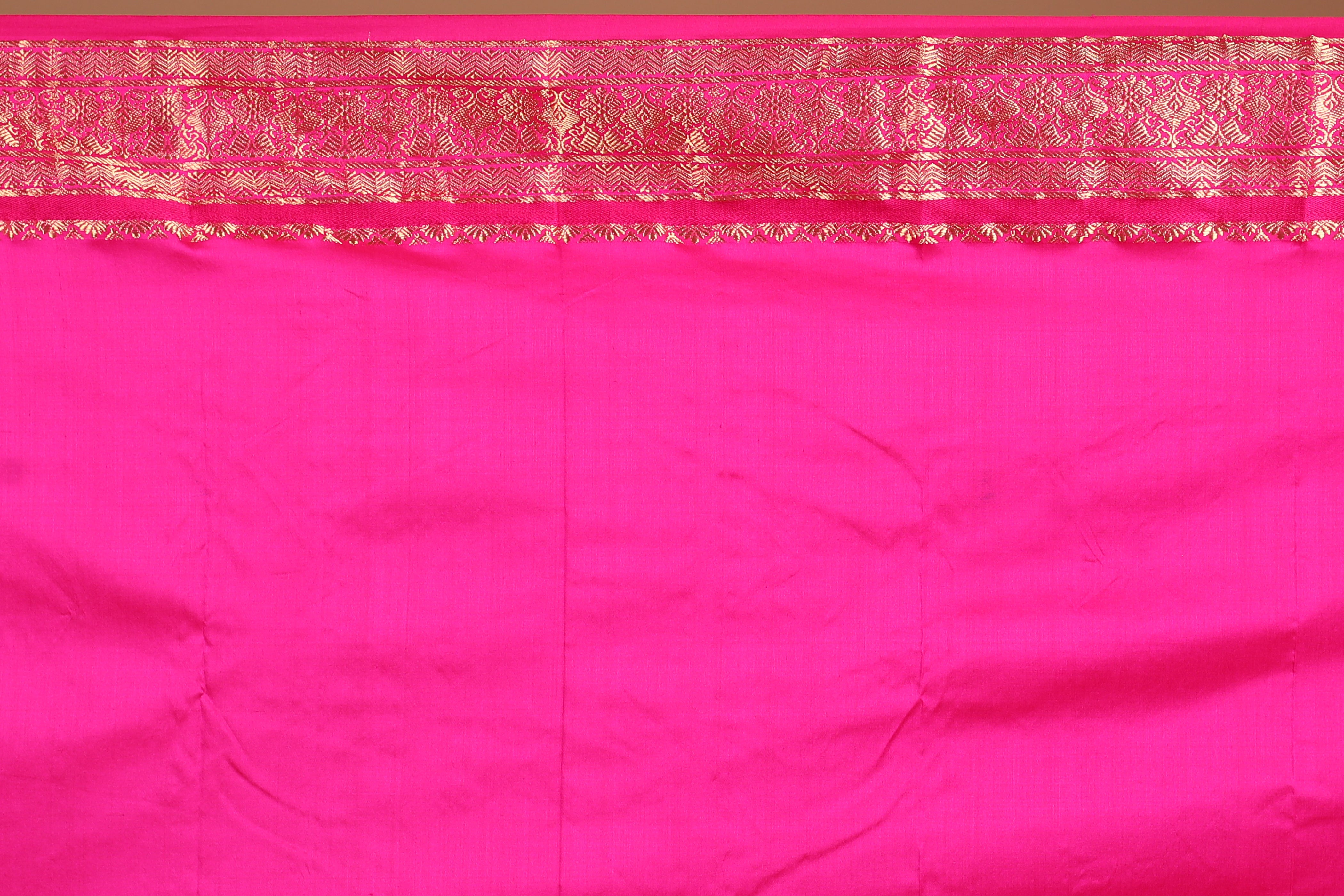 Dual Tone Green Pure Kanjivaram Silk Saree