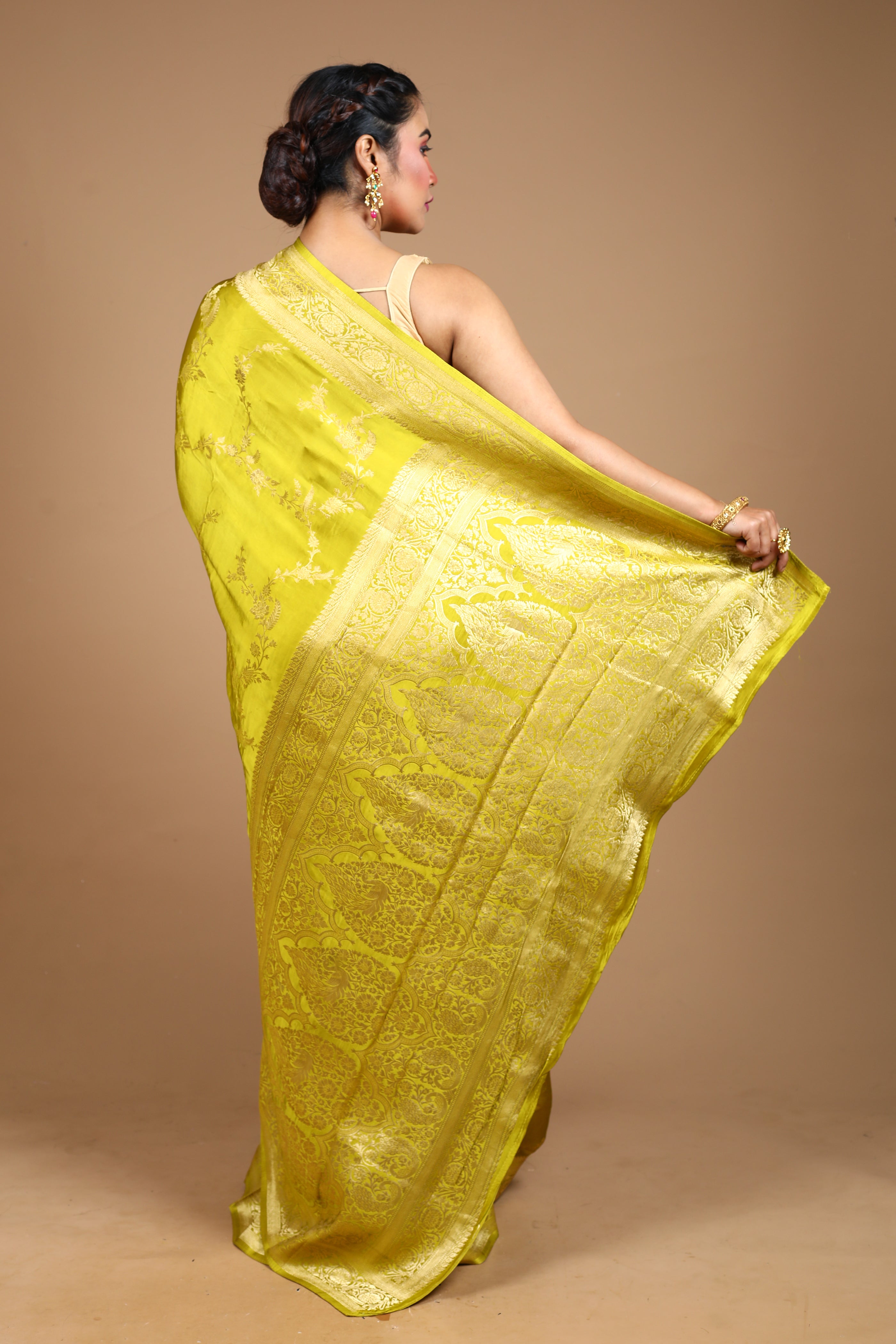 Pesta Green Blended Satin Silk Saree