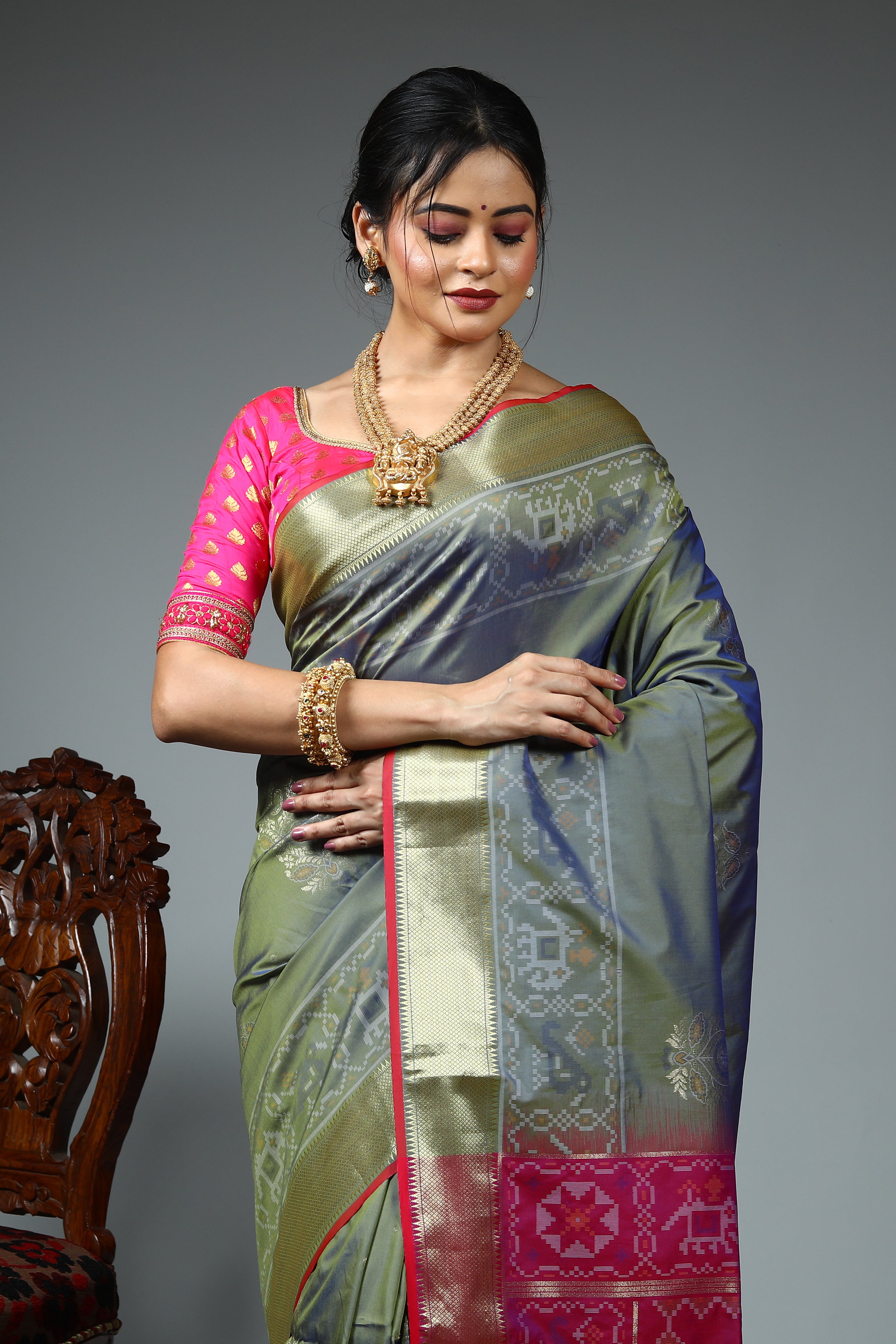 Dual Tone Green Blended Silk Saree