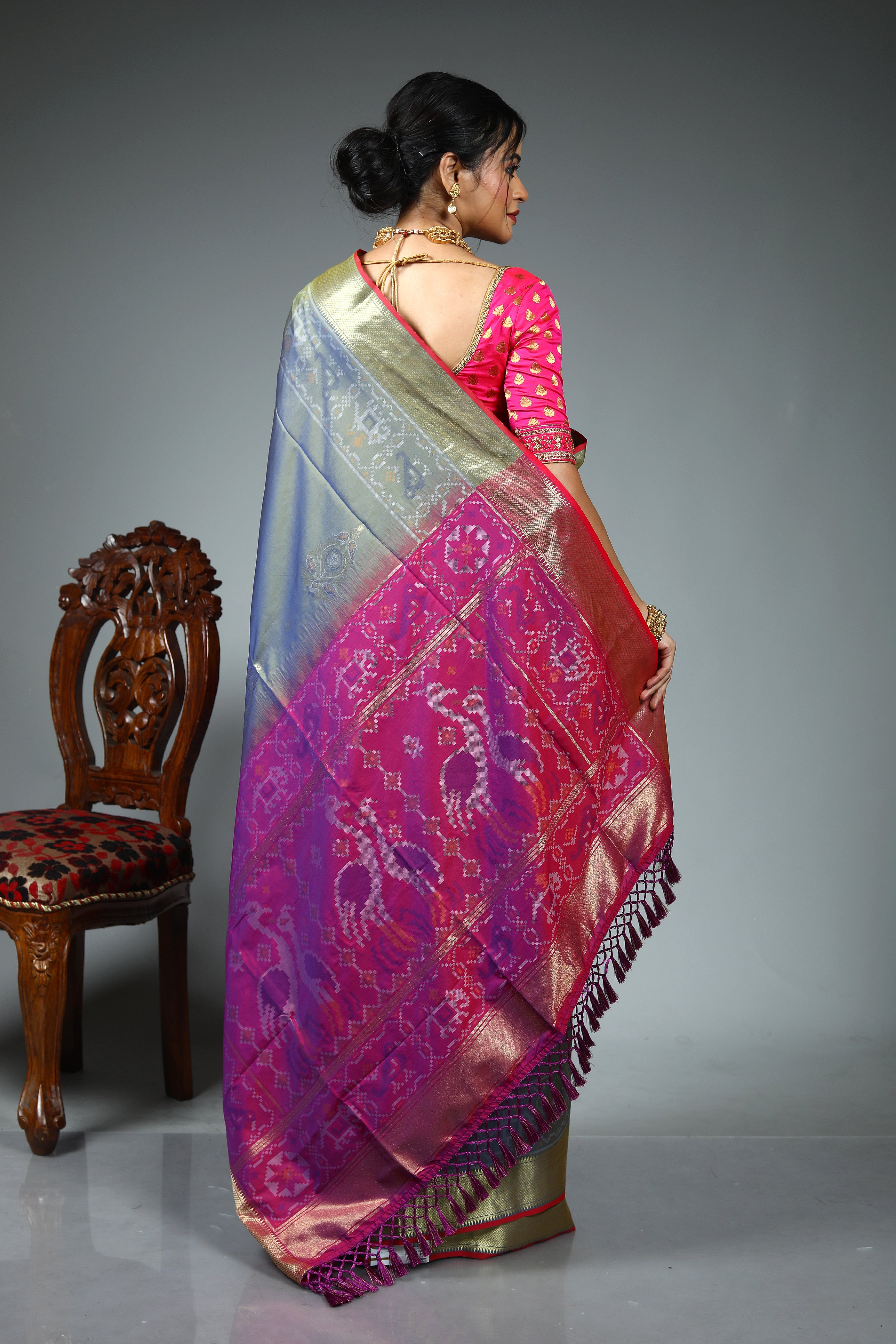 Dual Tone Green Blended Silk Saree