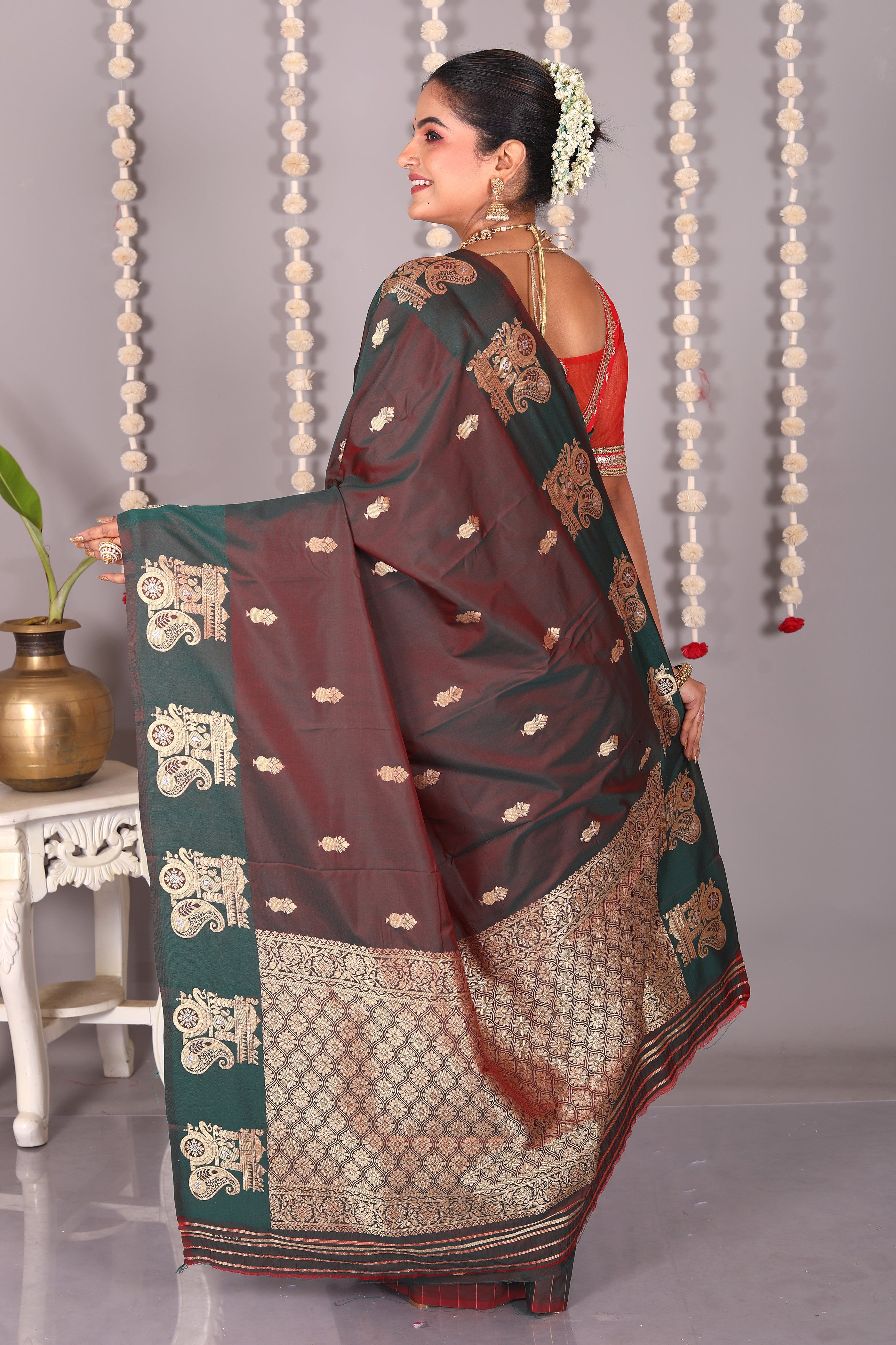Dual Tone Brown Blended Mashru Silk Saree - Keya Seth Exclusive