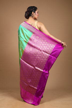 Dual Tone Green Pure Kanjivaram Silk Saree