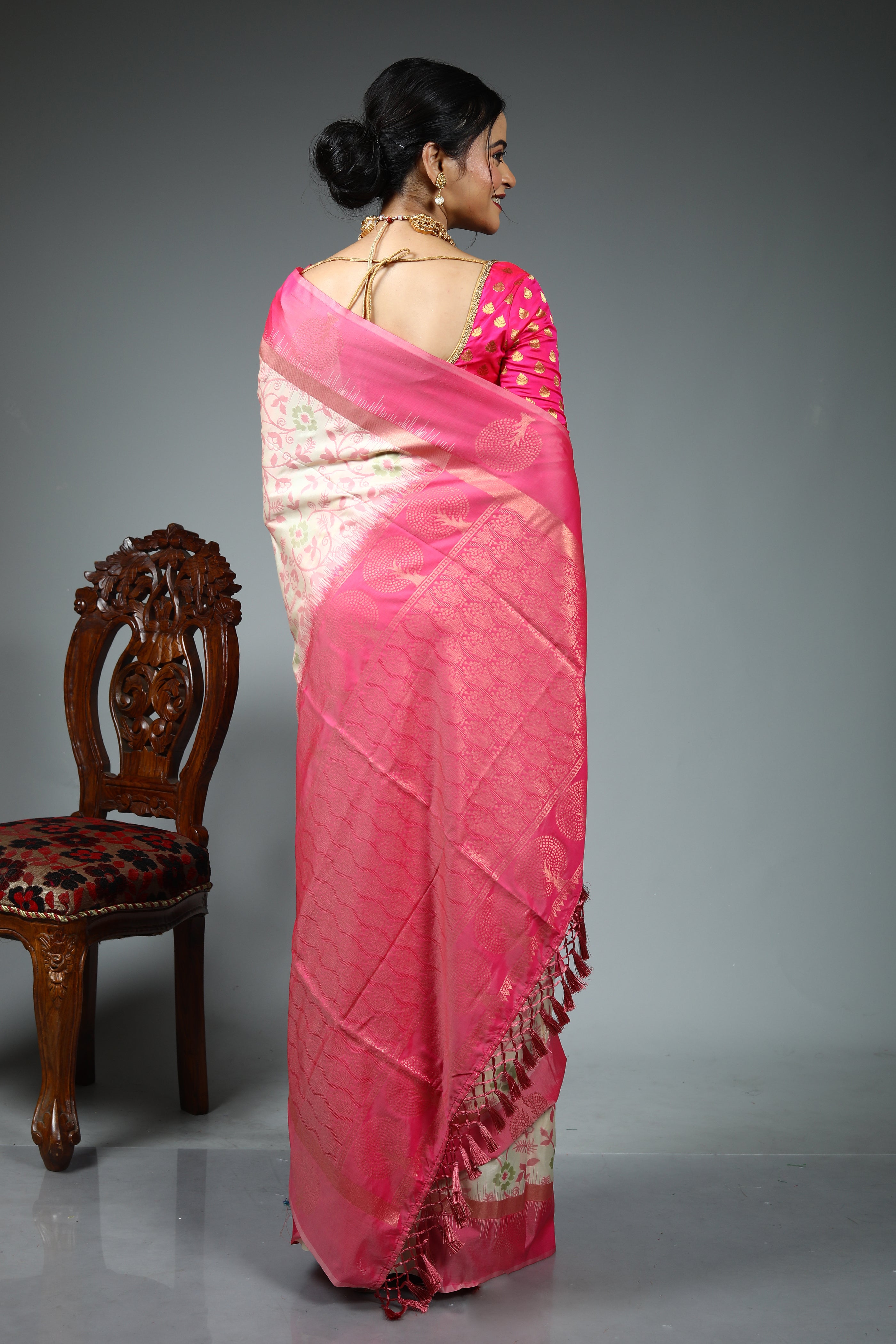Light Pink Blended Katan Silk Saree