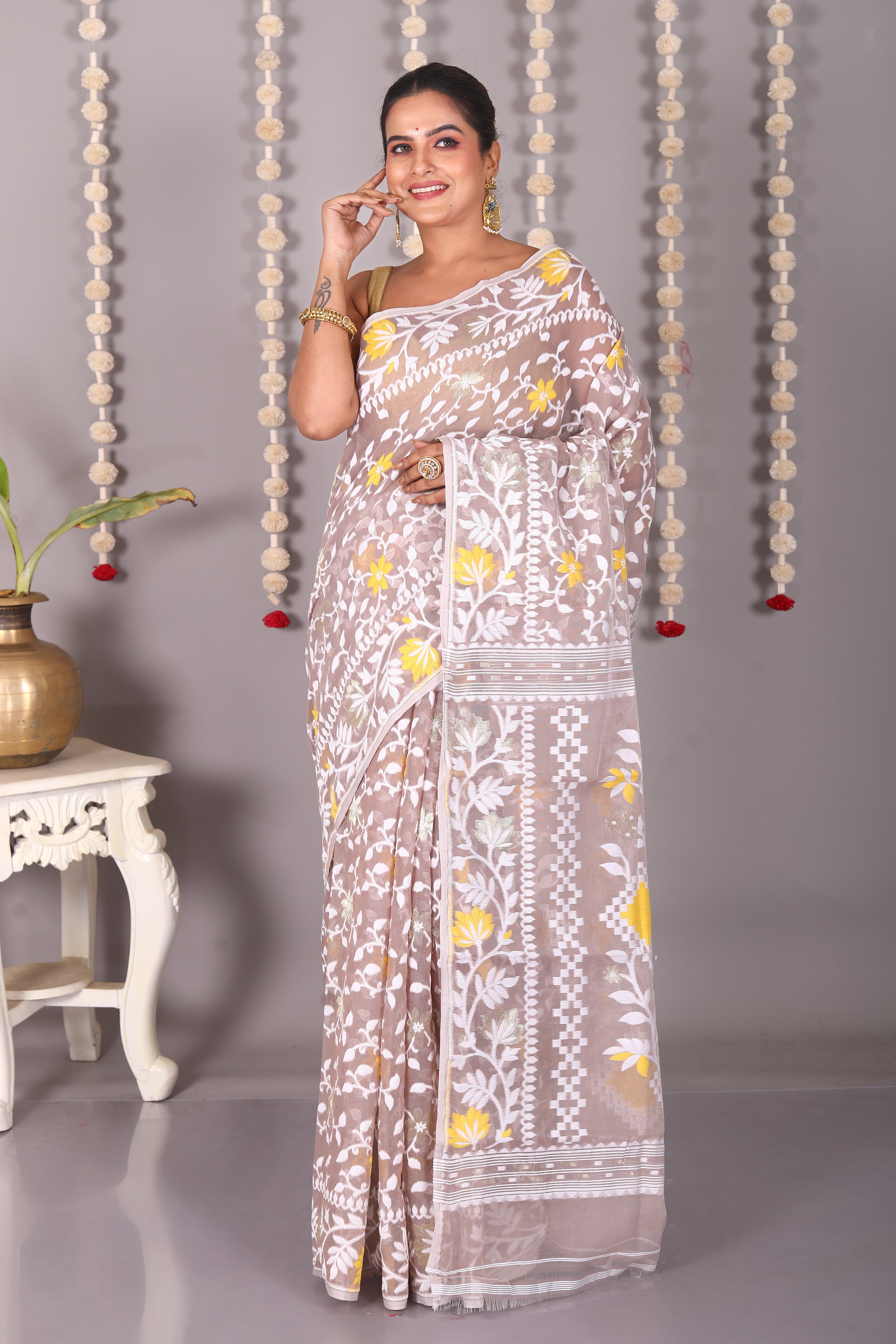 Beige Cotton Jamdani Saree - Keya Seth Exclusive