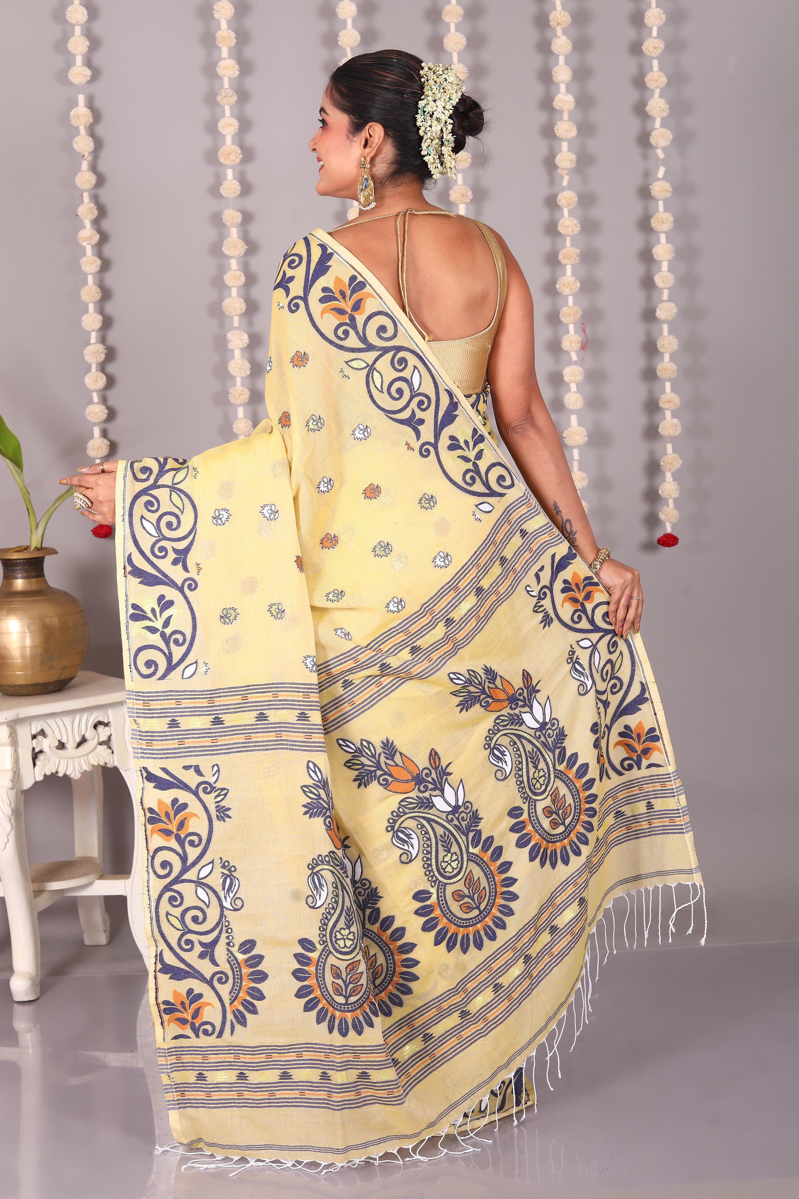 Light Yellow Cotton Jamdani Saree - Keya Seth Exclusive