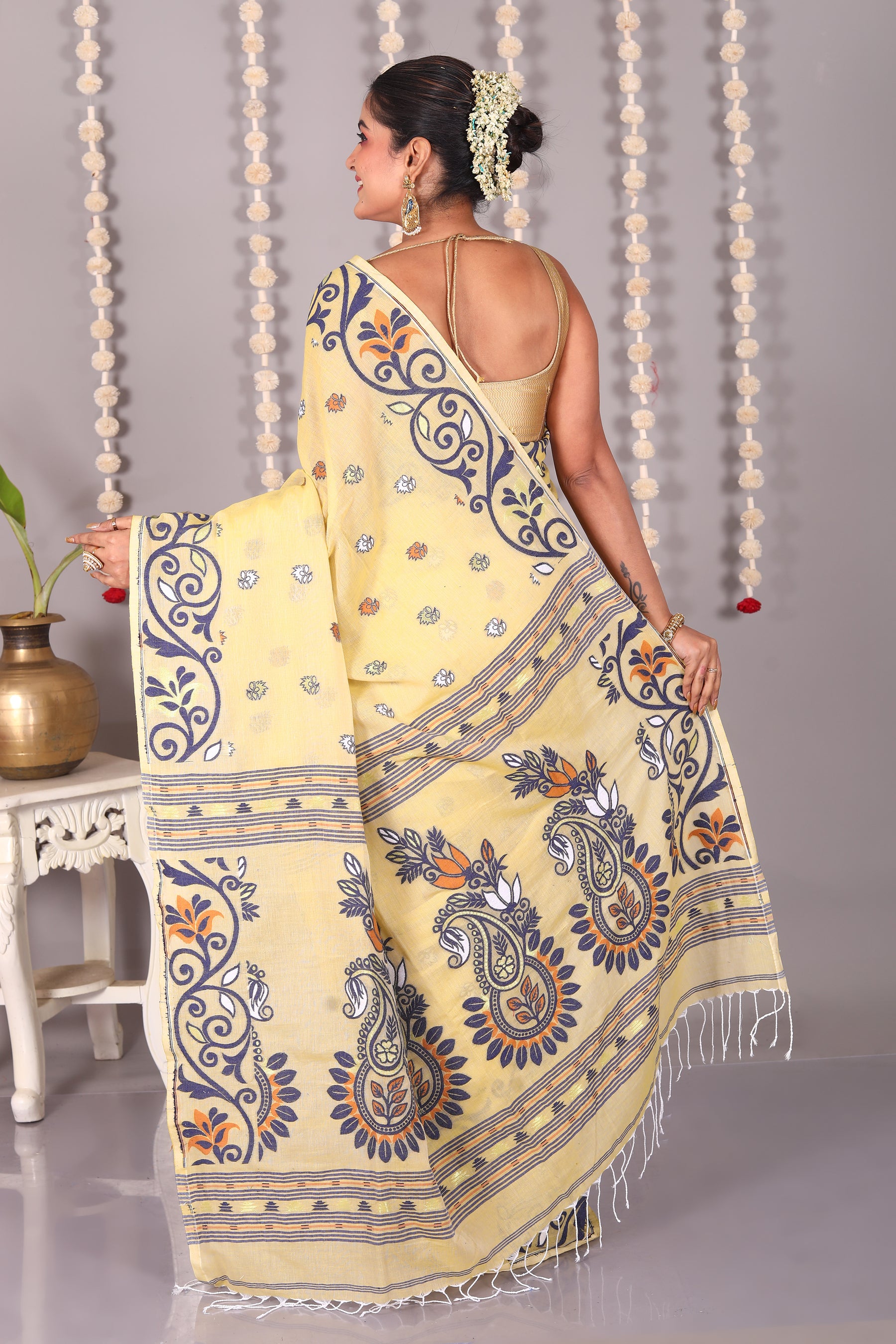 Light Yellow Cotton Jamdani Saree - Keya Seth Exclusive