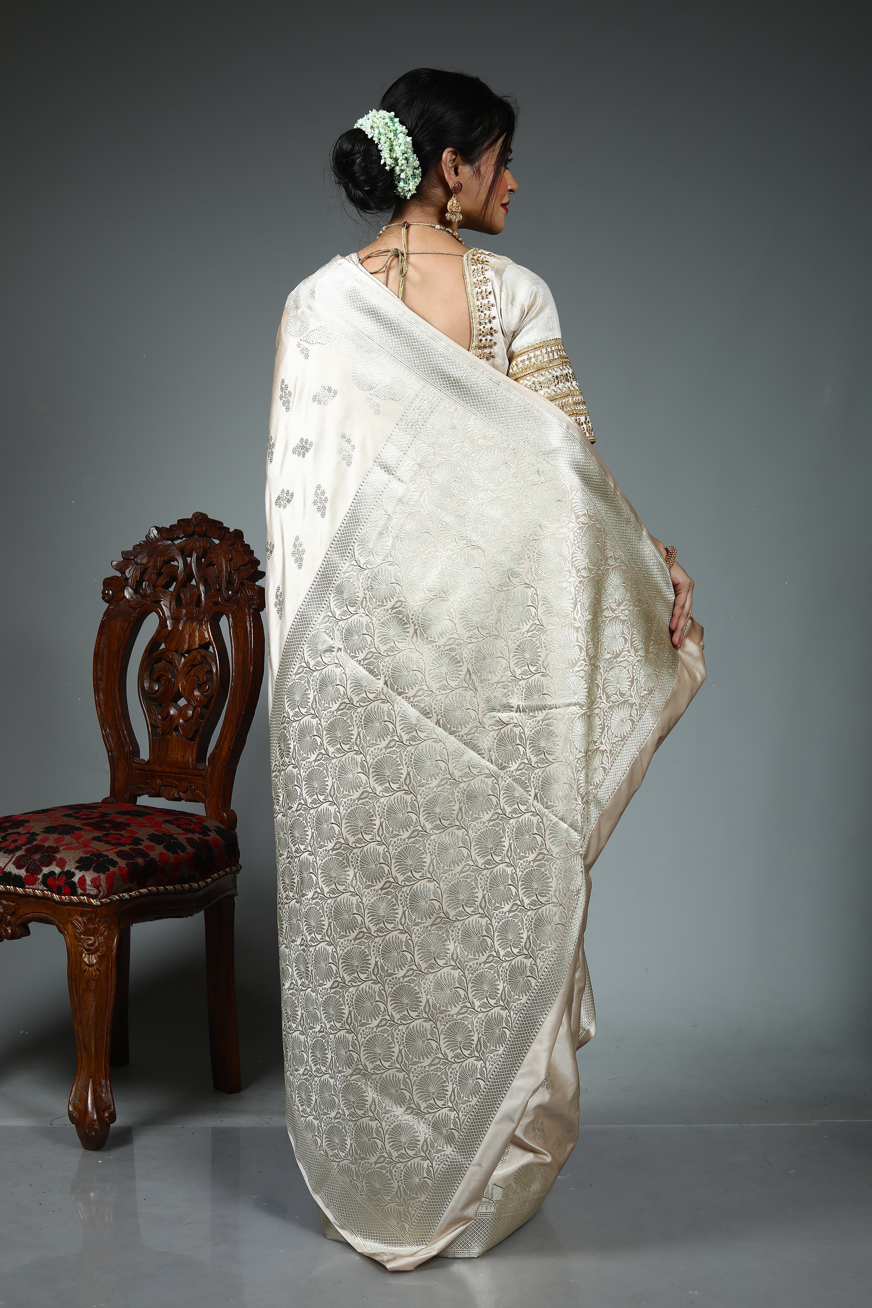 Beige Blended Silk Saree