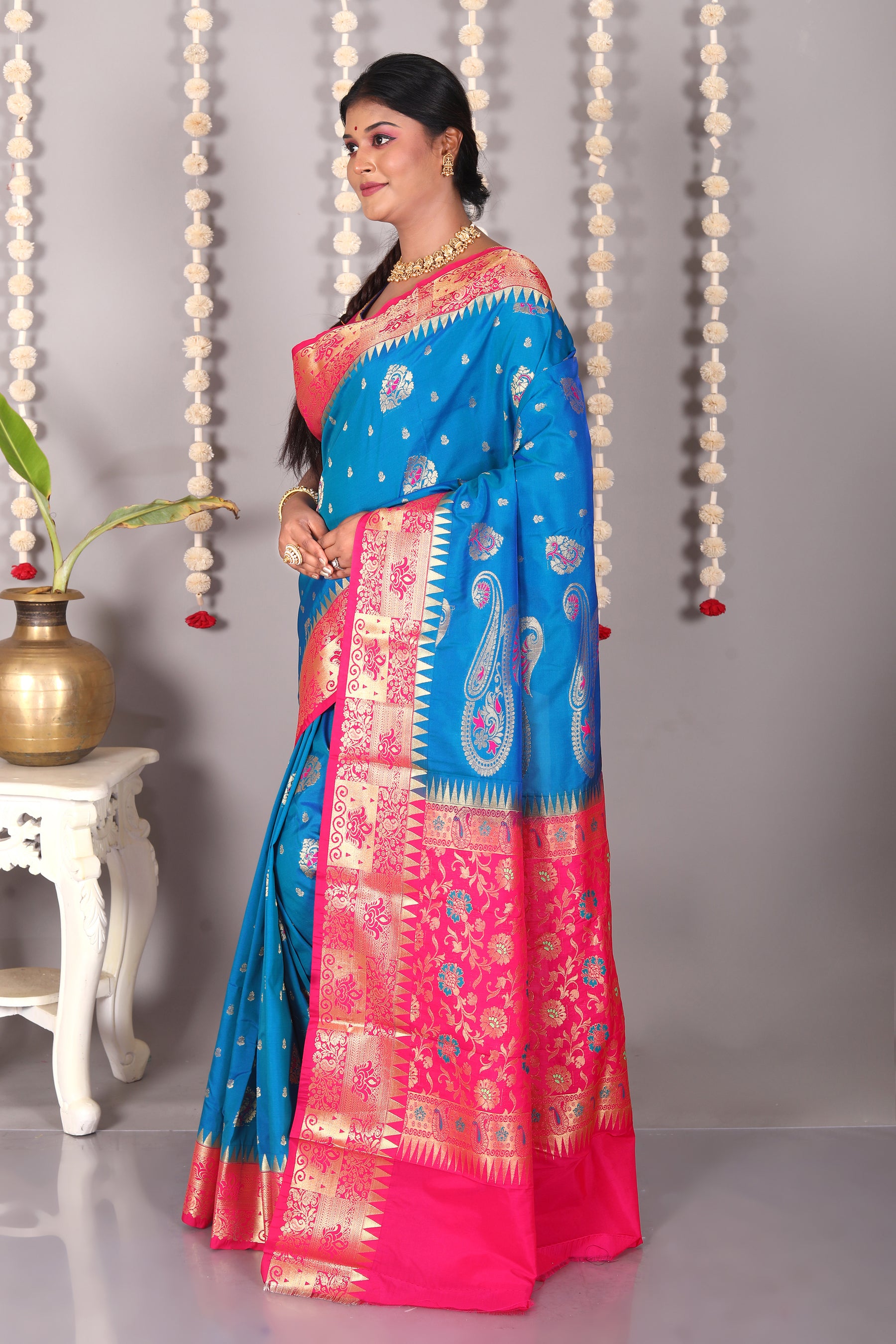Royal Blue Blended Kanjivaram Silk Saree - Keya Seth Exclusive