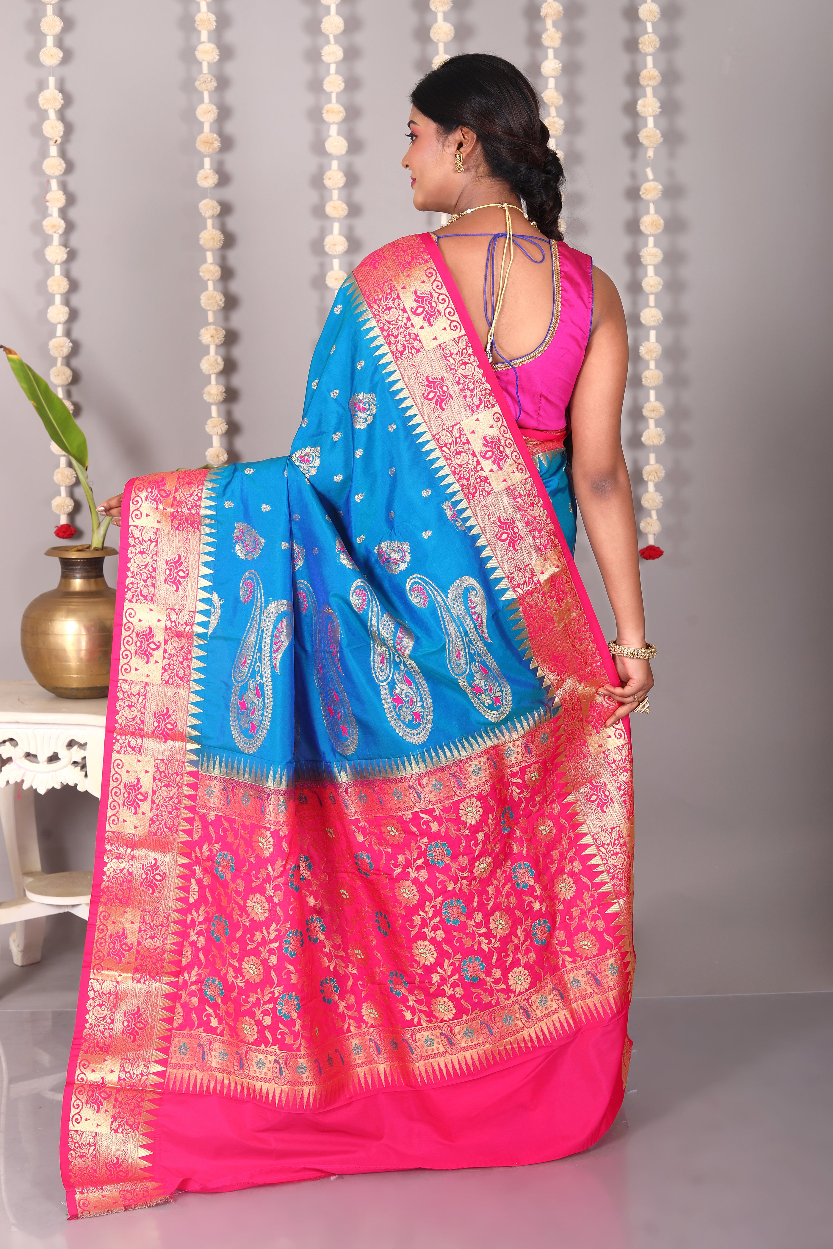 Royal Blue Blended Kanjivaram Silk Saree - Keya Seth Exclusive