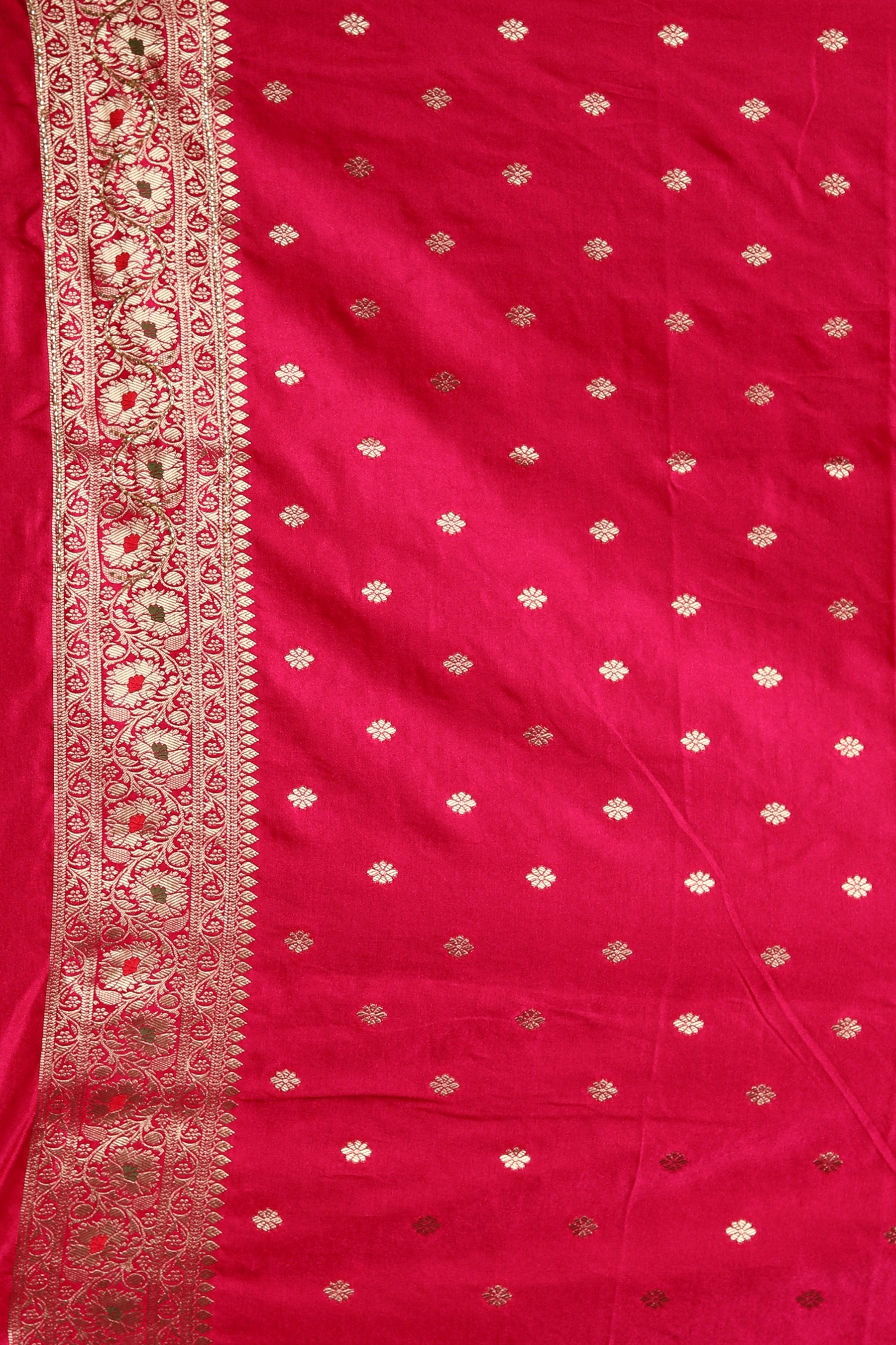 Offwhite Blended Dola Silk Saree