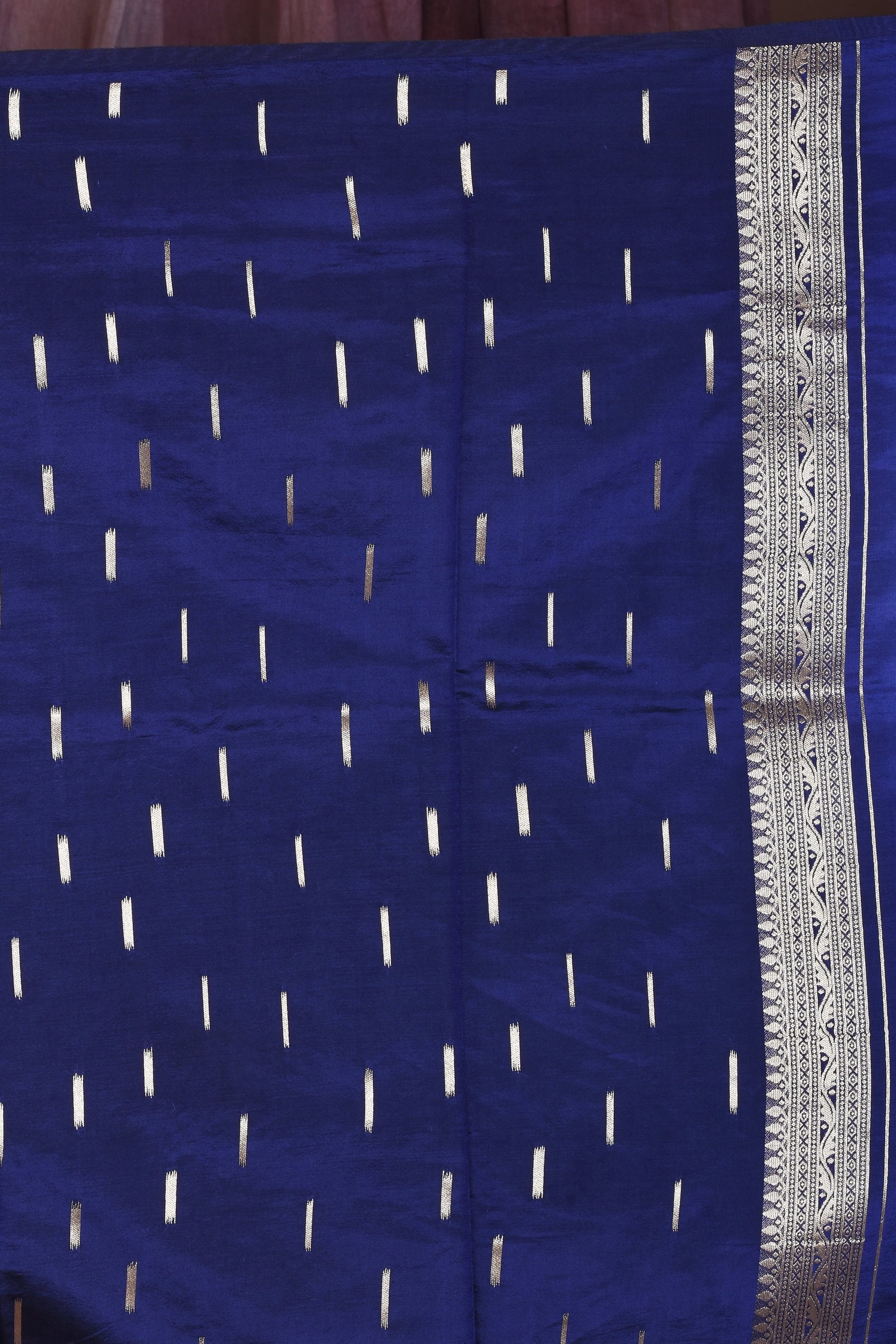 Borderless Grey Blended Silk Saree - Keya Seth Exclusive