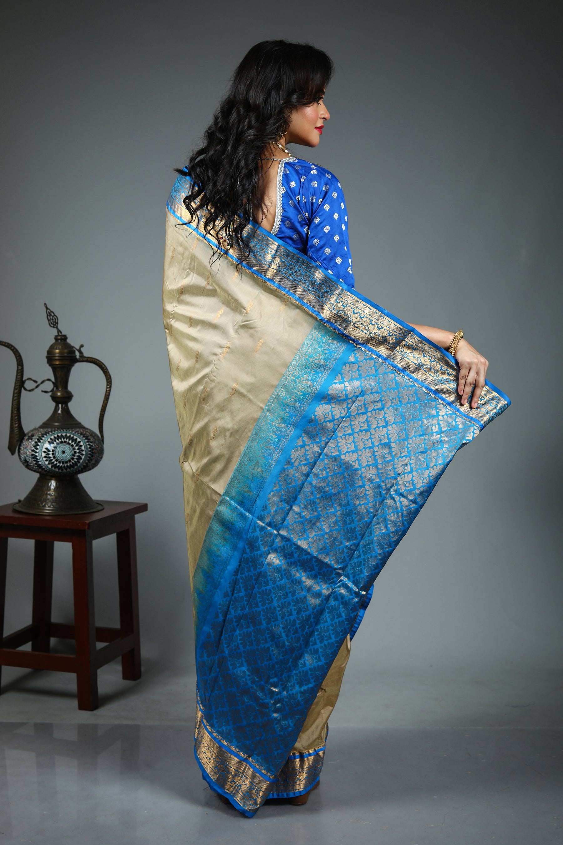 Offwhite Pure Kanjivaram Silk Saree