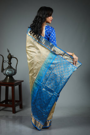 Offwhite Pure Kanjivaram Silk Saree