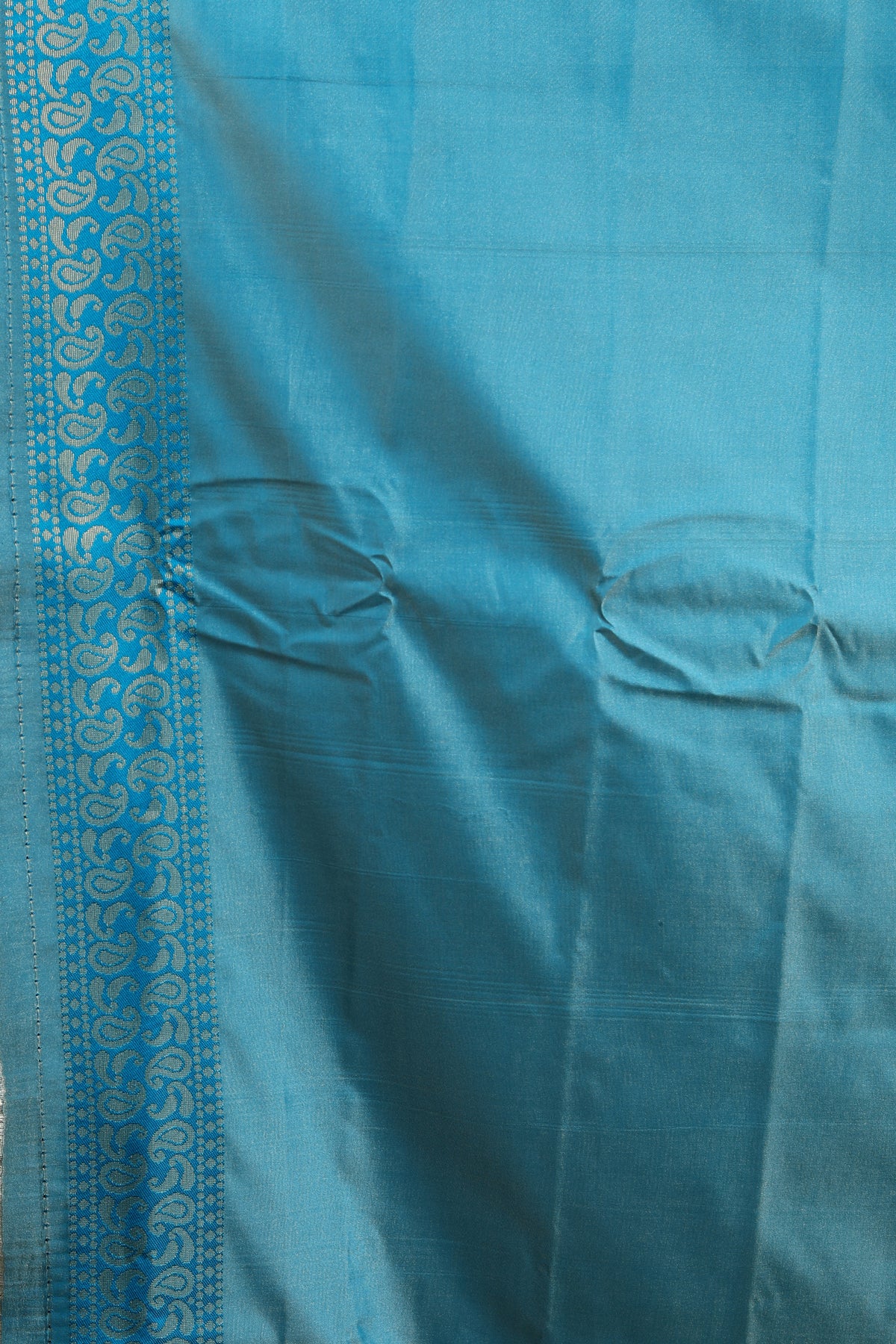 Offwhite Blended Gadwal Silk Saree