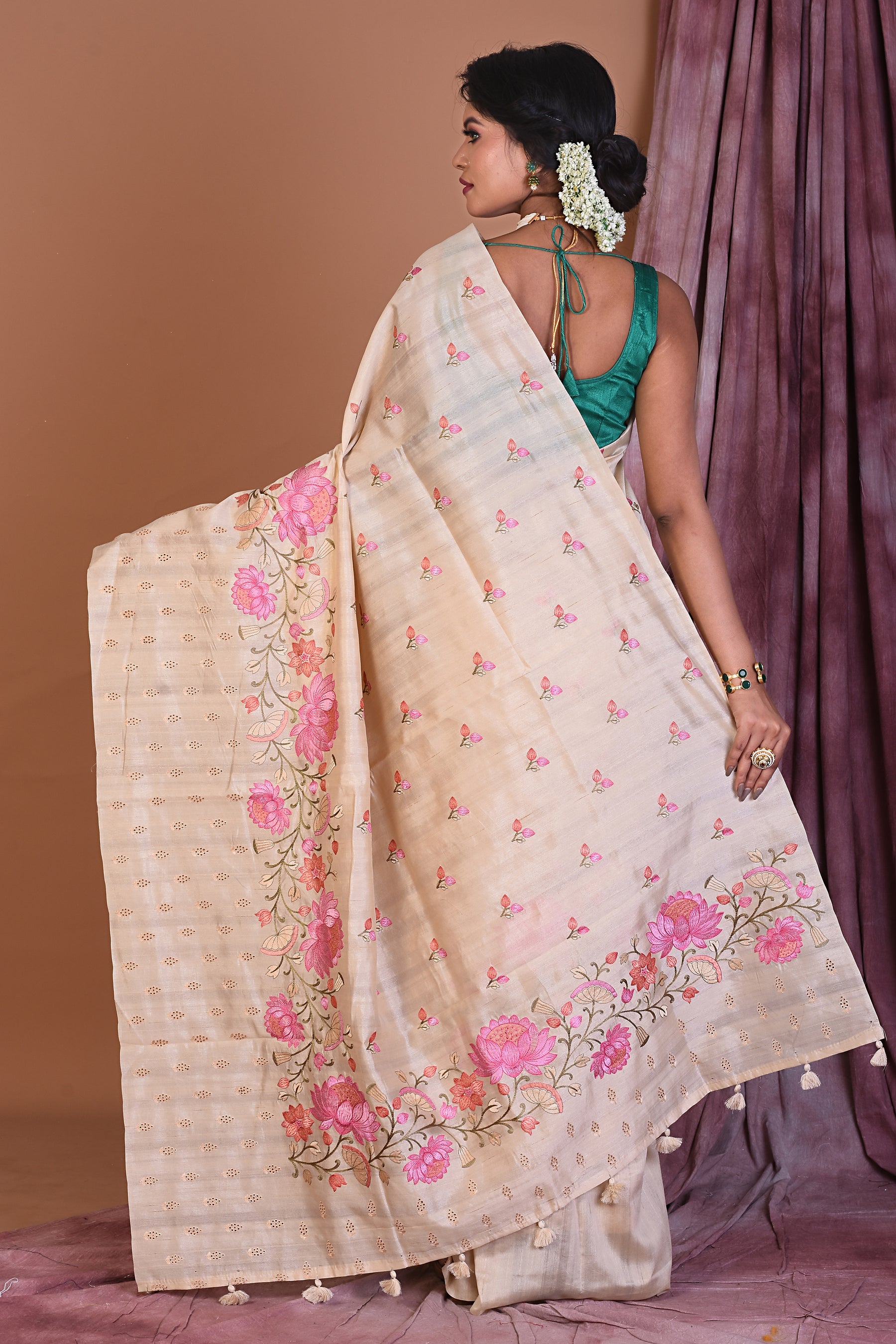 Off-white Blended Tussar Saree with Threadwork - Keya Seth Exclusive