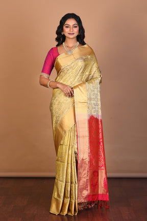 Off-white Arani Silk Saree with Blouse Piece - Keya Seth Exclusive