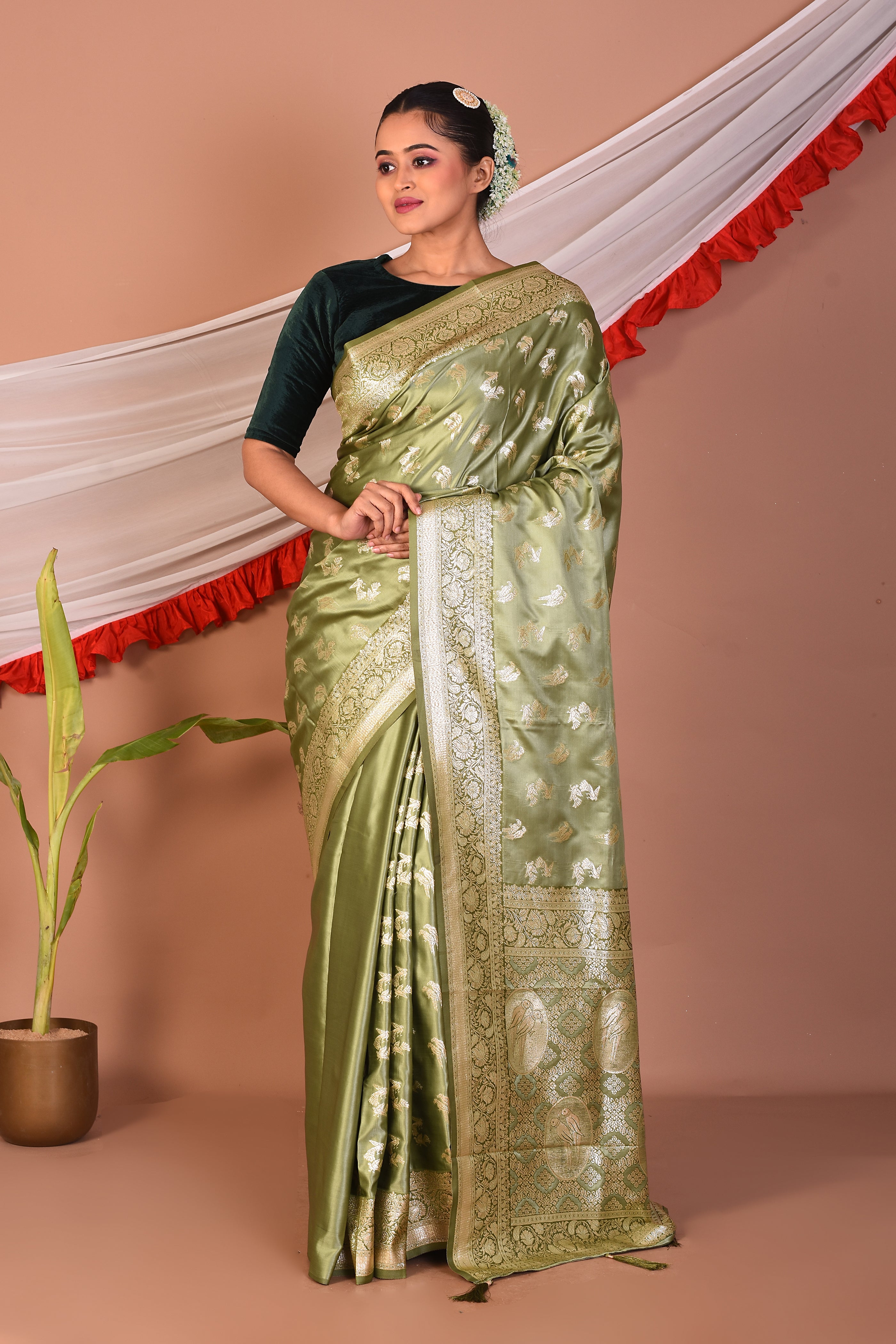 Green Blended Mashru Silk Saree - Keya Seth Exclusive
