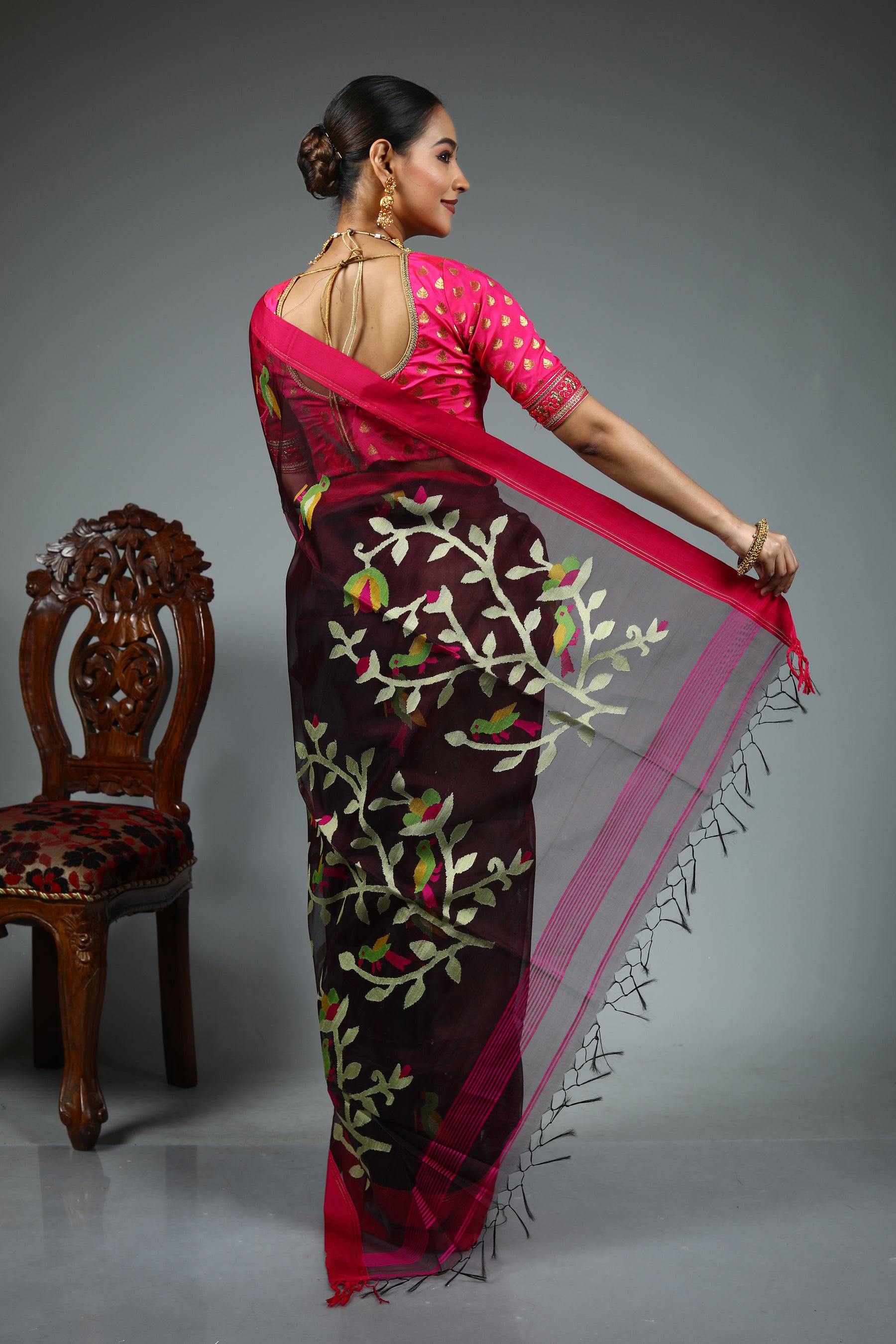 Brown Muslin Saree