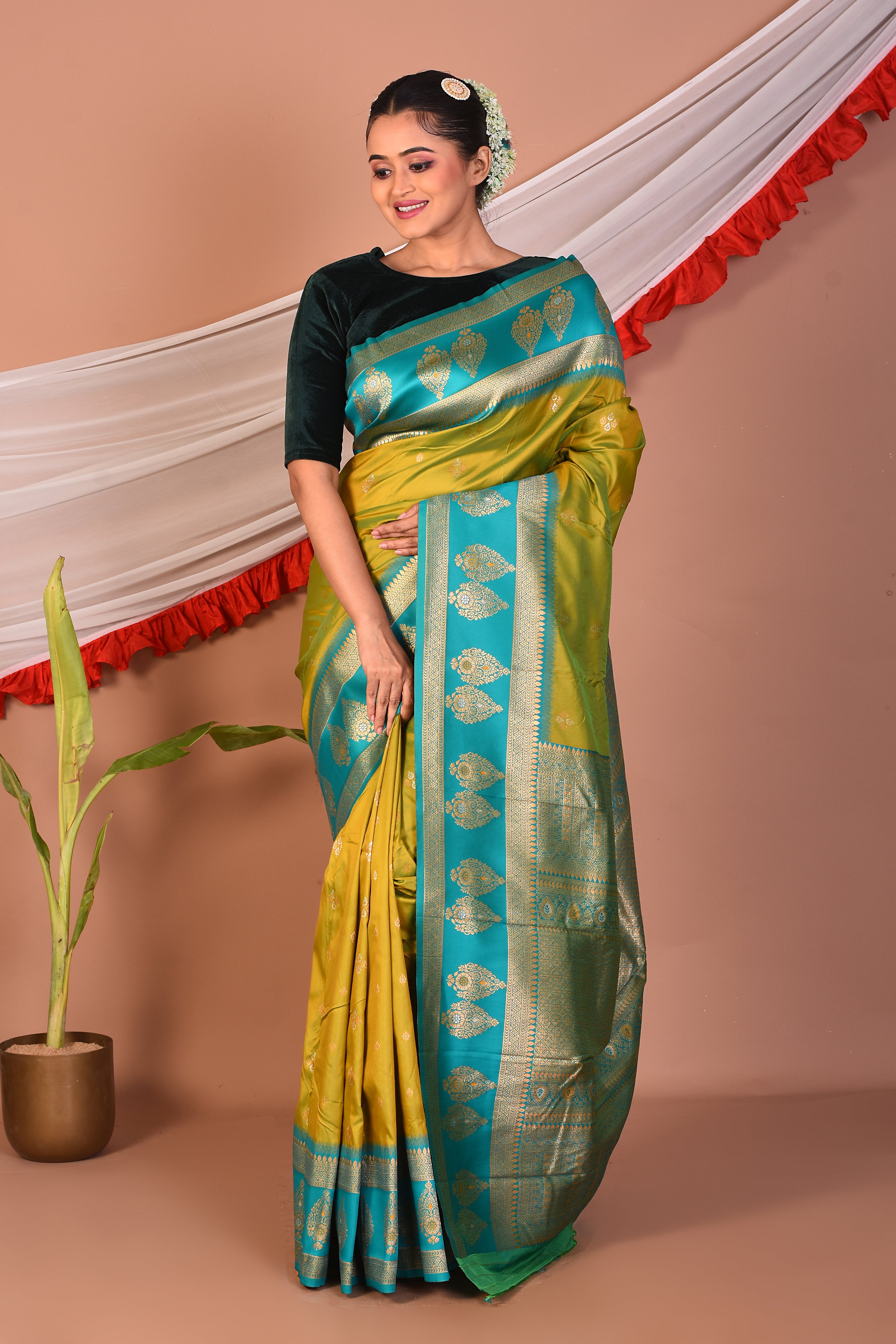 Green Blended Mashru Silk Saree - Keya Seth Exclusive