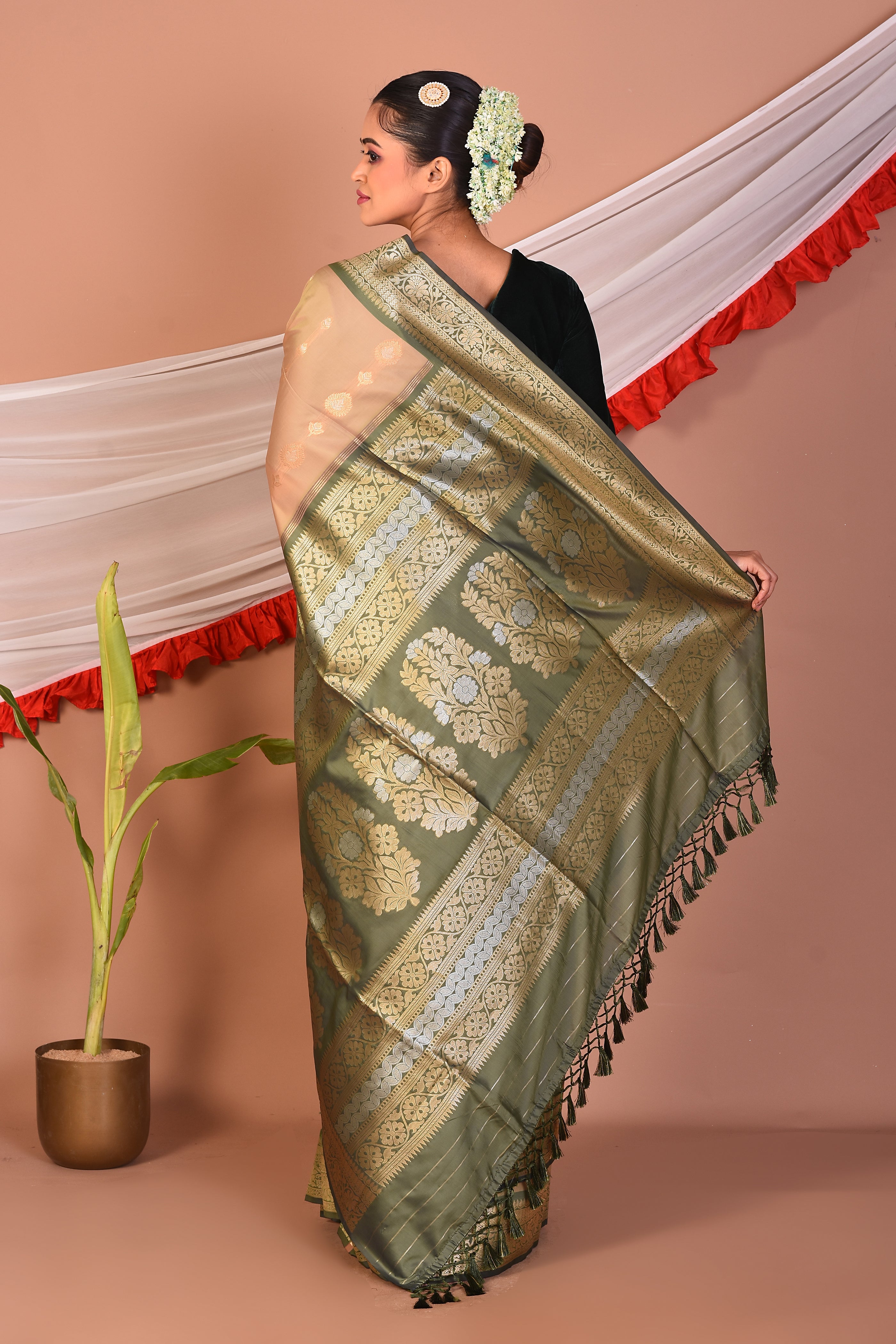Beige Blended Bangalore Silk Saree - Keya Seth Exclusive