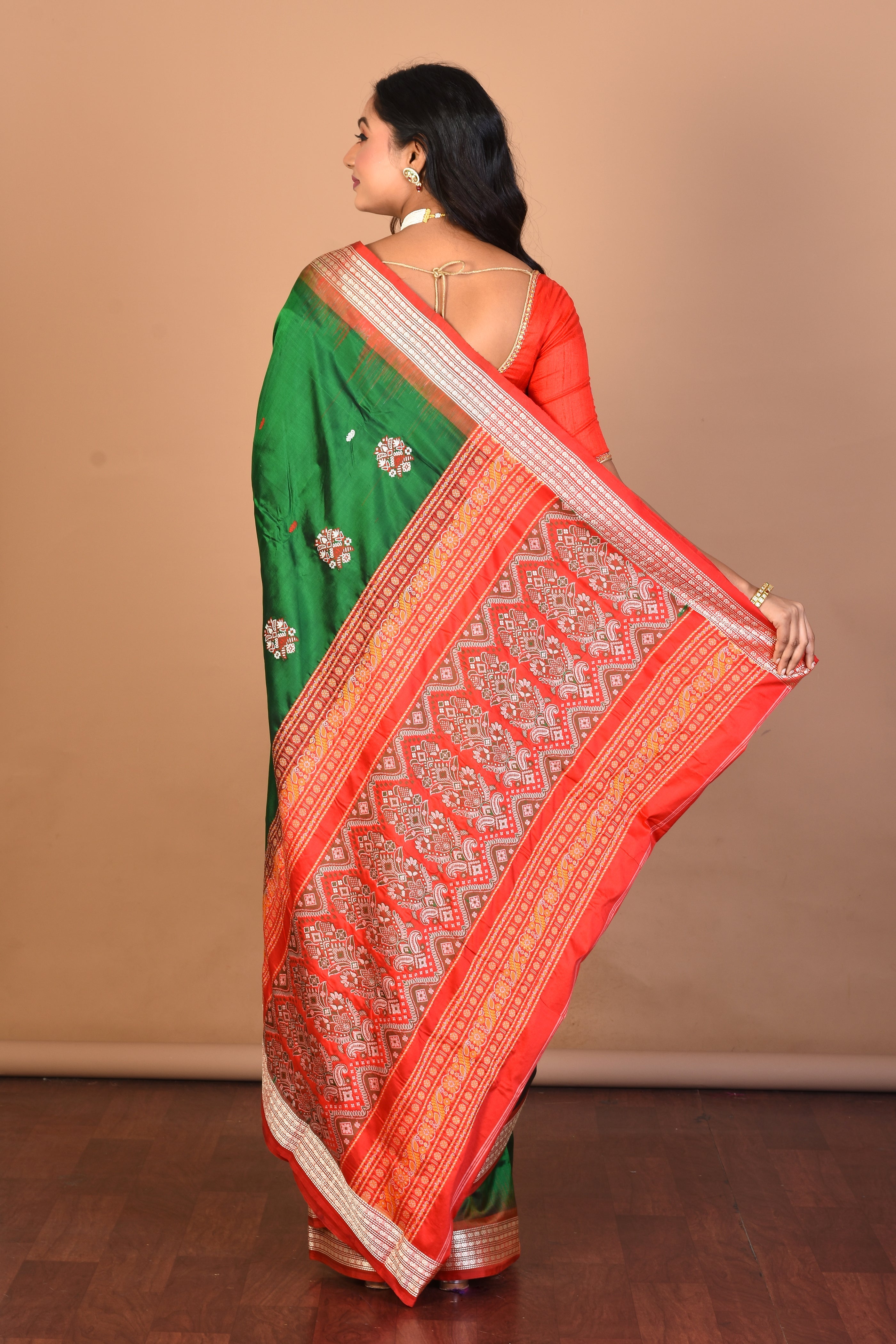 Green Pure Silk Saree with Blouse Piece - Keya Seth Exclusive