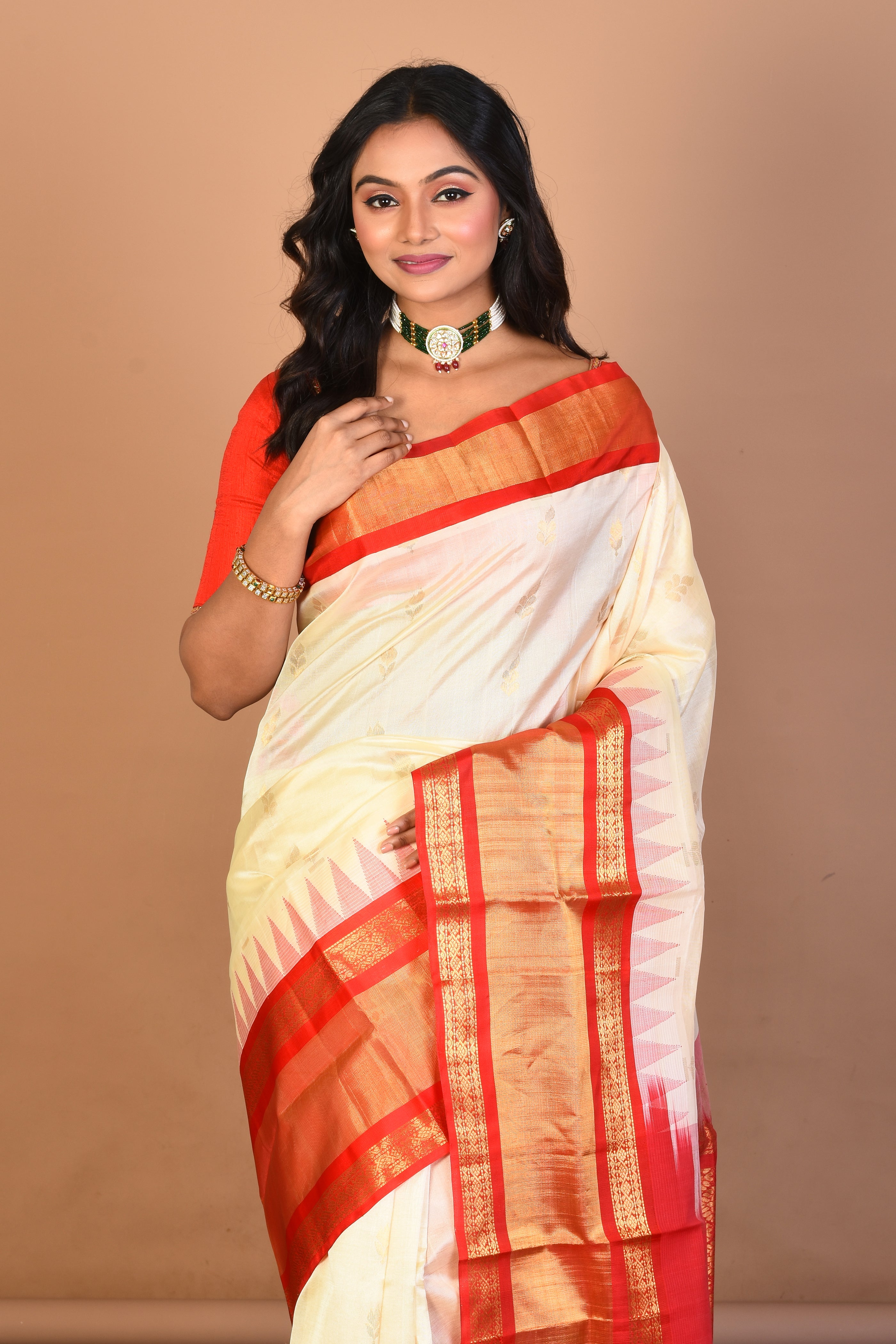 White Pure Silk Saree with Blouse Piece - Keya Seth Exclusive