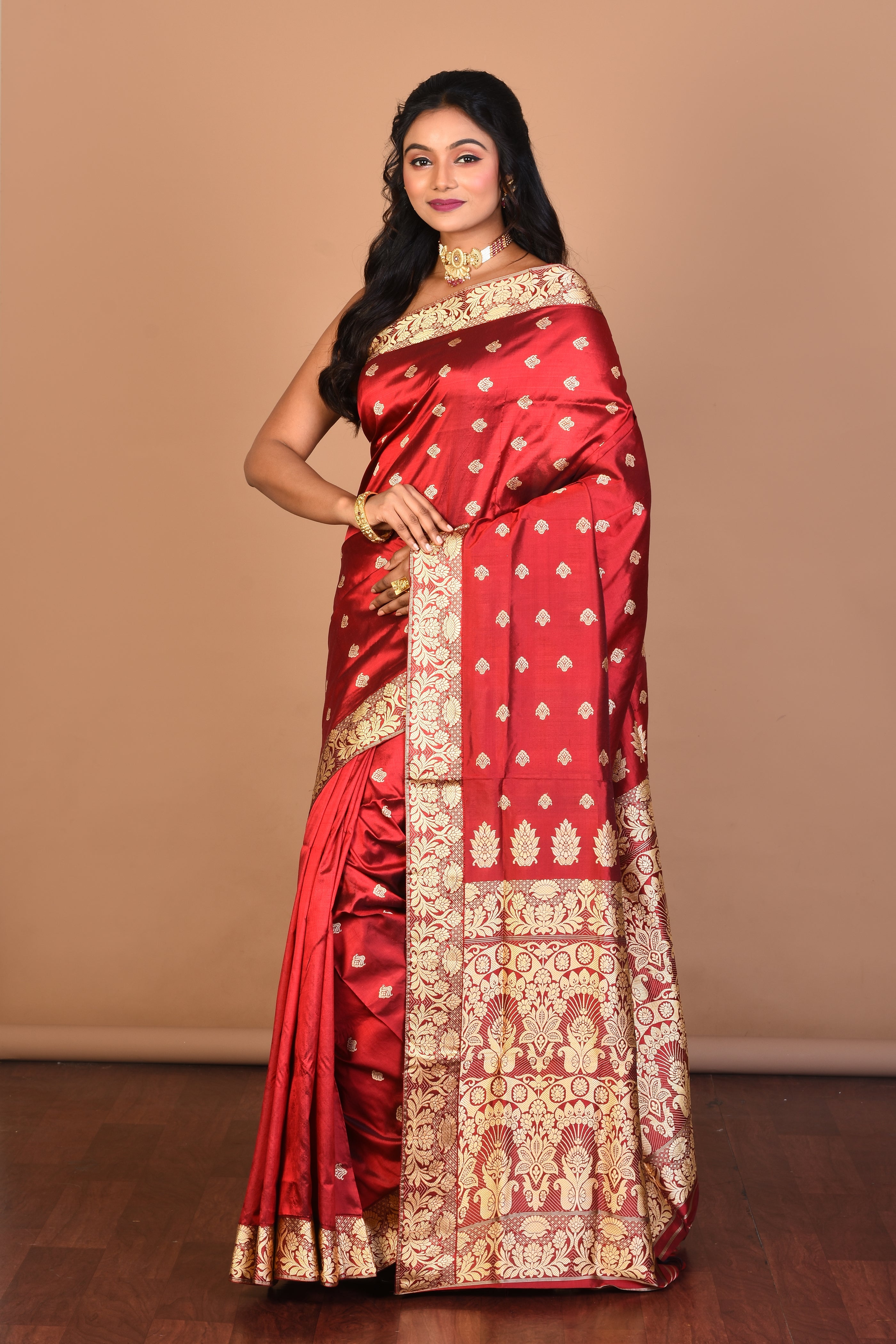 Red Pure Silk Saree with Blouse Piece - Keya Seth Exclusive