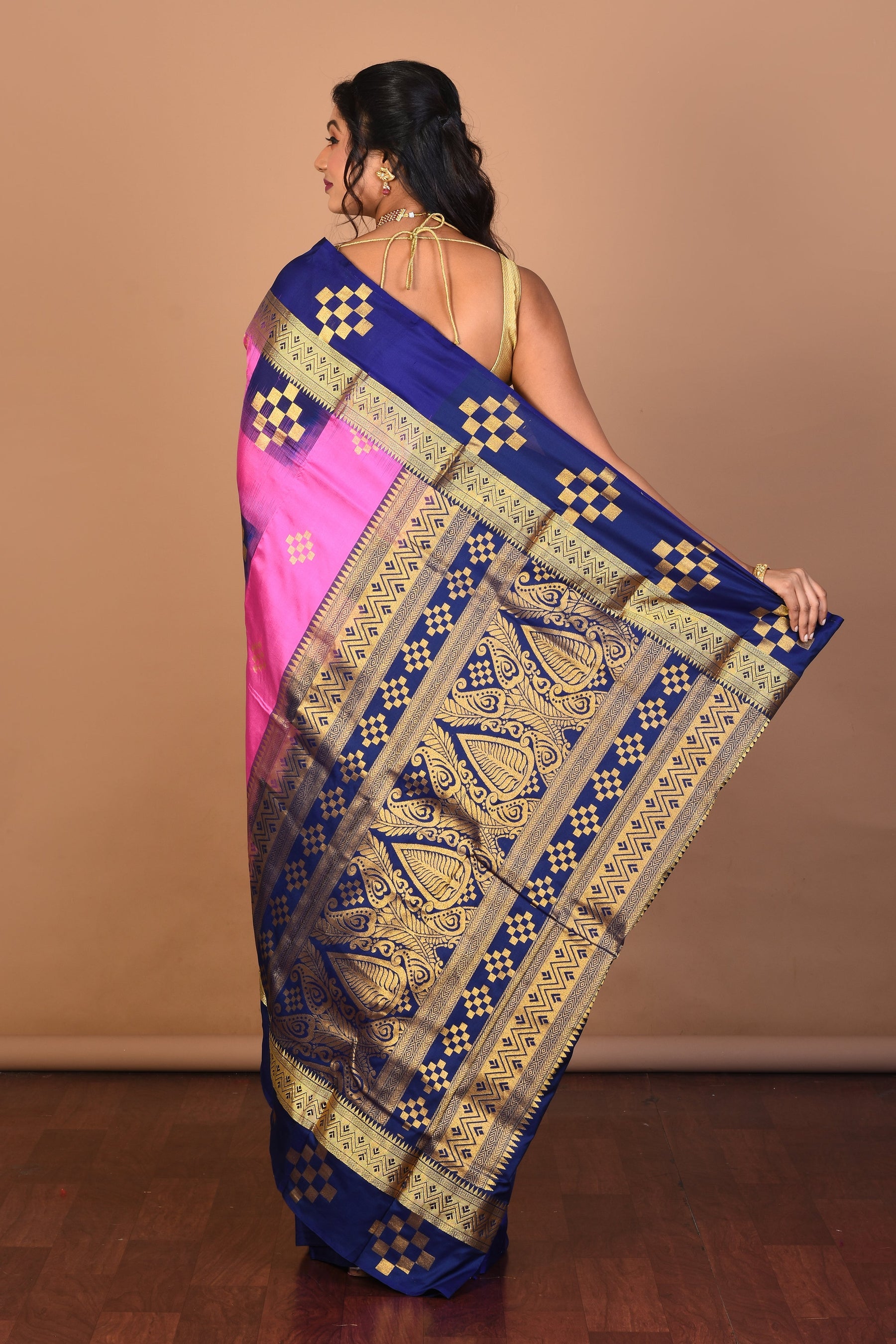 Pink Checkered Pure Silk Saree with Blouse Piece - Keya Seth Exclusive