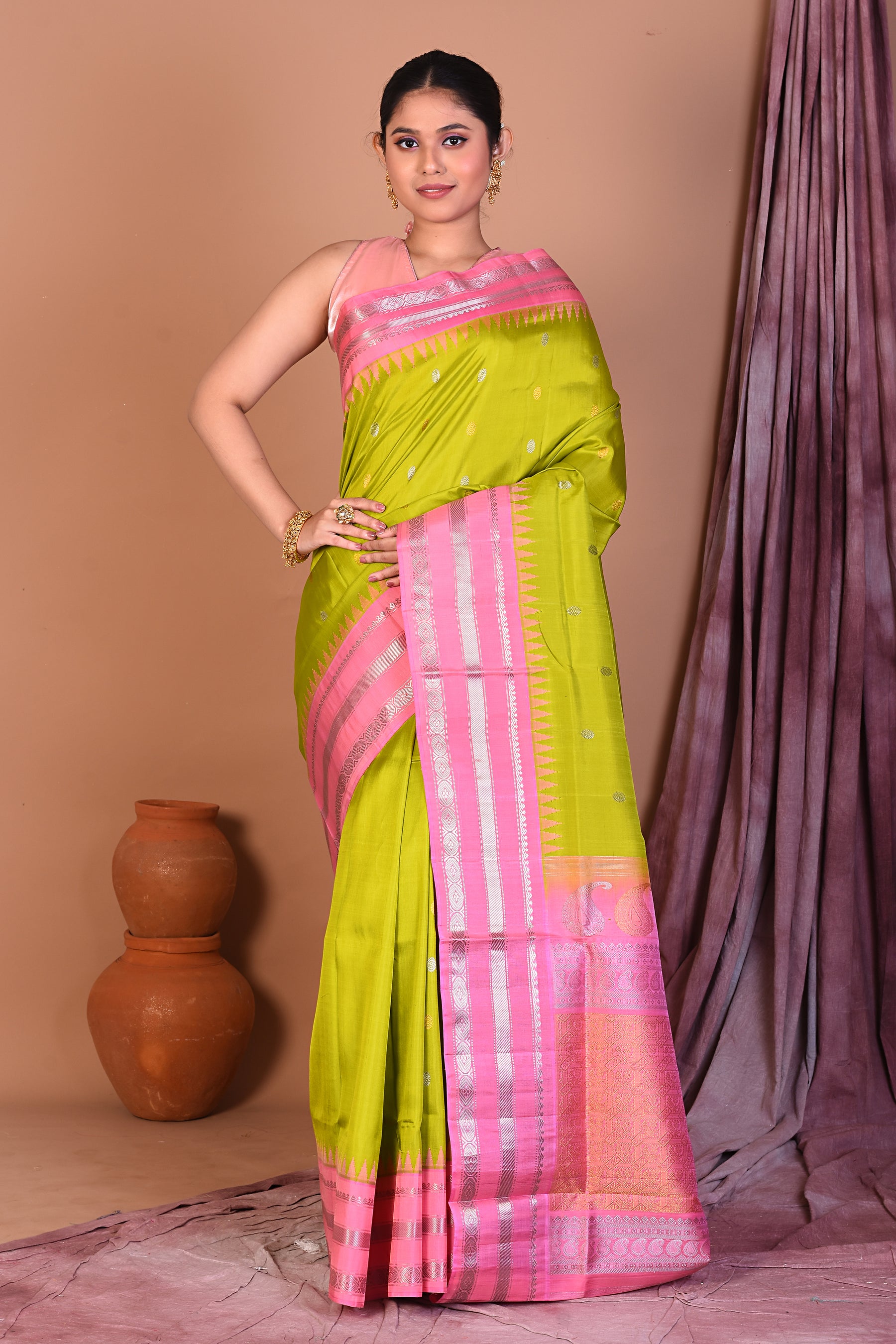 Vibrant Green Pure Gadwal Saree with Light Pink Borders - Keya Seth Exclusive