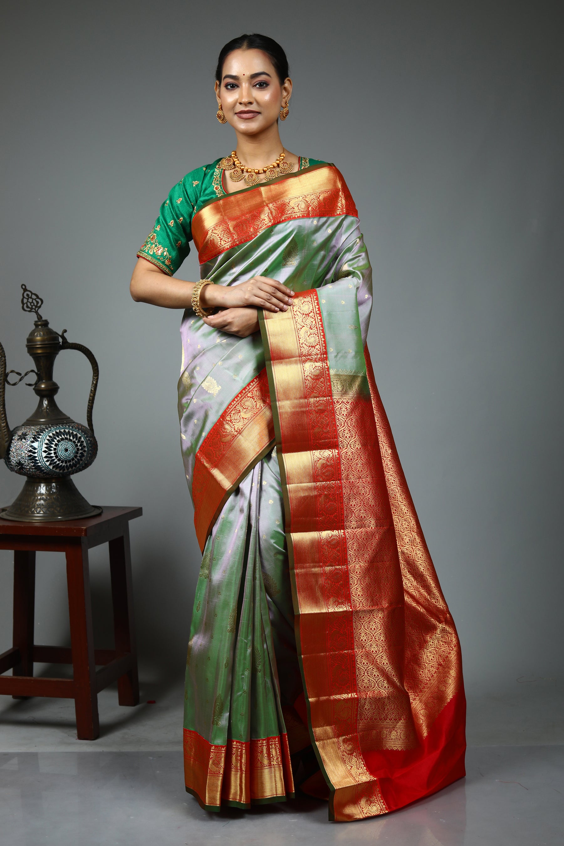 Grey Dual Tone Pure Kanjivaram Saree