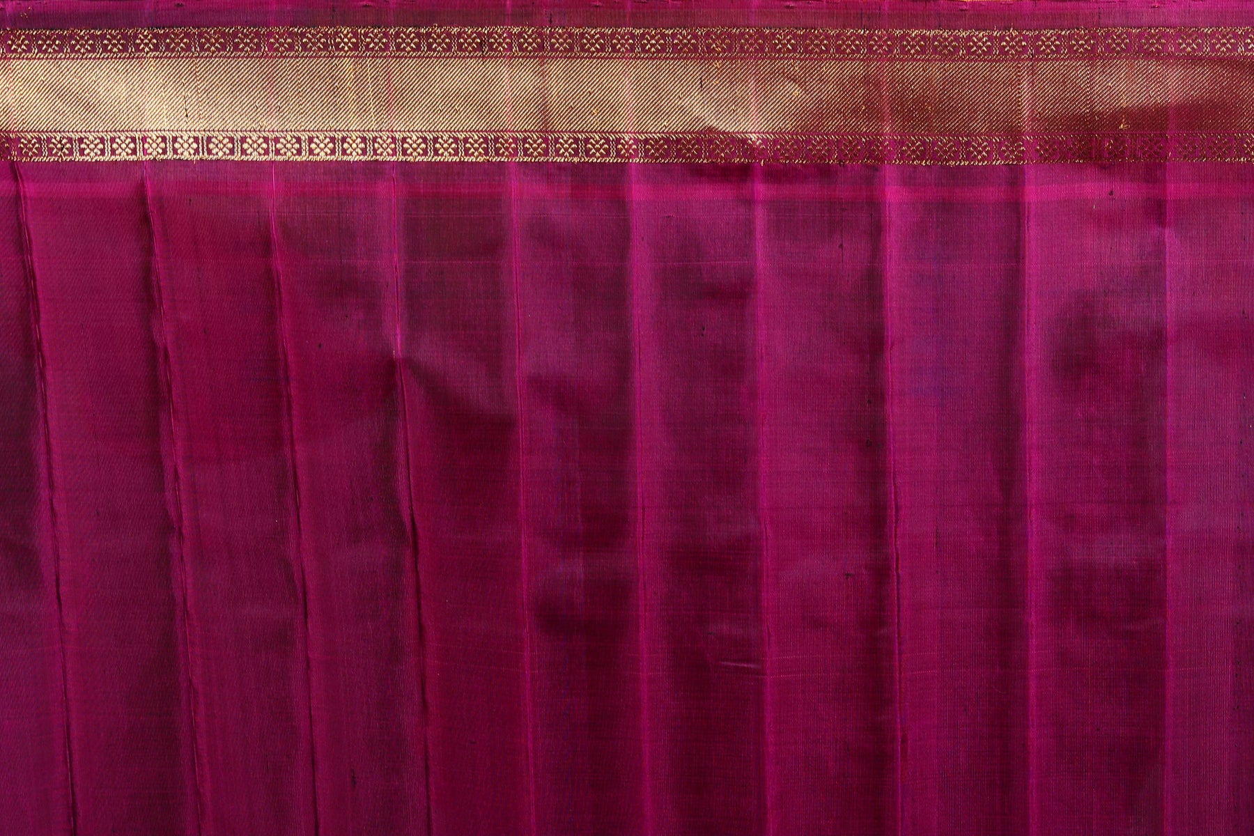Deep Green Pure Gadwal Saree