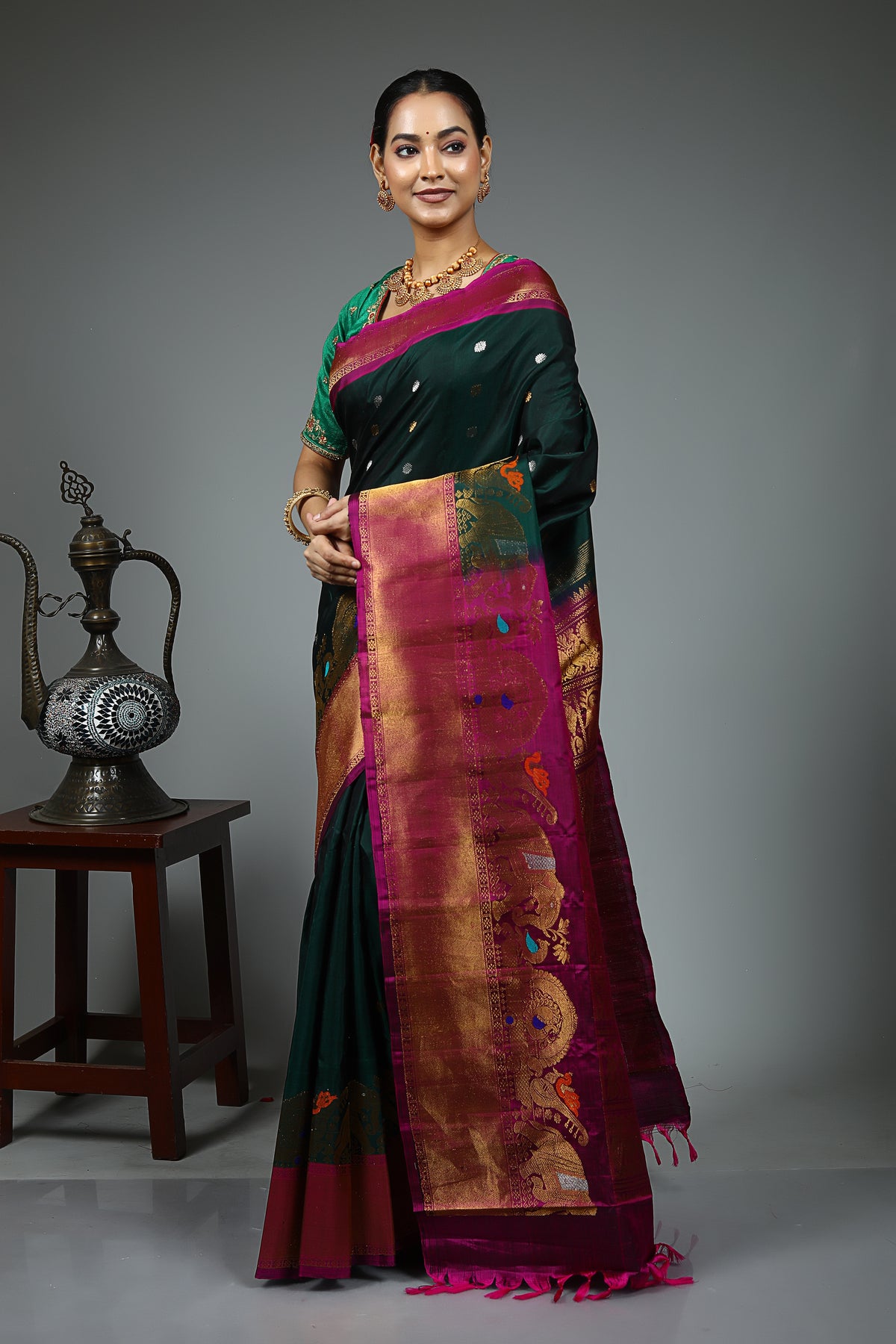 Deep Green Pure Gadwal Saree