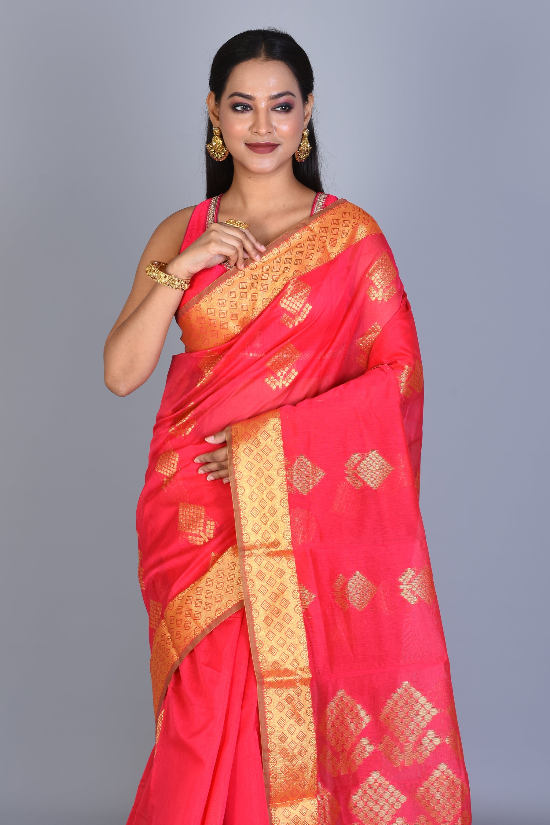 Red Blended Art Silk Saree with Blouse Piece - Keya Seth Exclusive