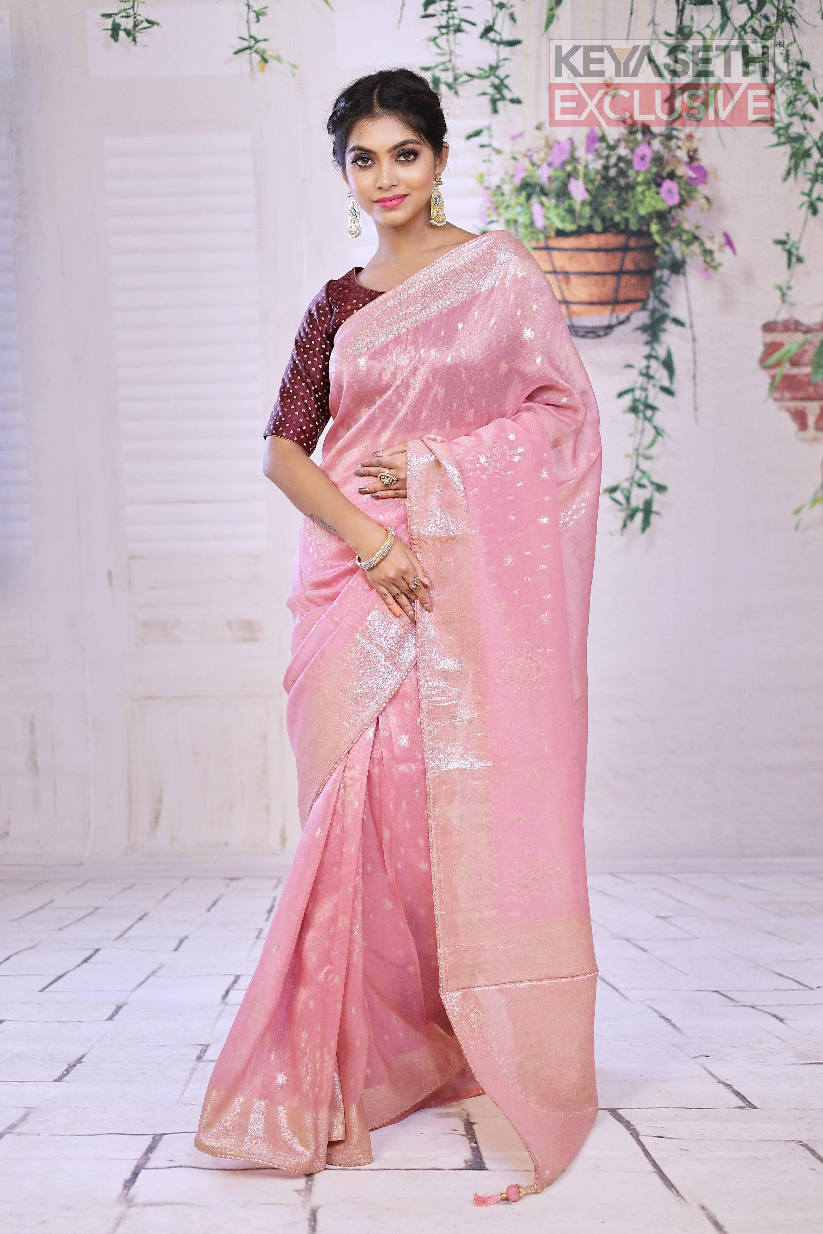 Keya Seth Exclusive - A woman looks more beautiful in Traditional Saree  Visit Keya Seth Exclusive for more exclusive collection of  #TraditionalSaree 166A, Shyama Prasad Mukherjee Rd. Anami Sangha, Kalighat,  Kolkata, West