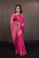 Load image into Gallery viewer, Deep Pink Matka Saree with Brocade Border - Keya Seth Exclusive
