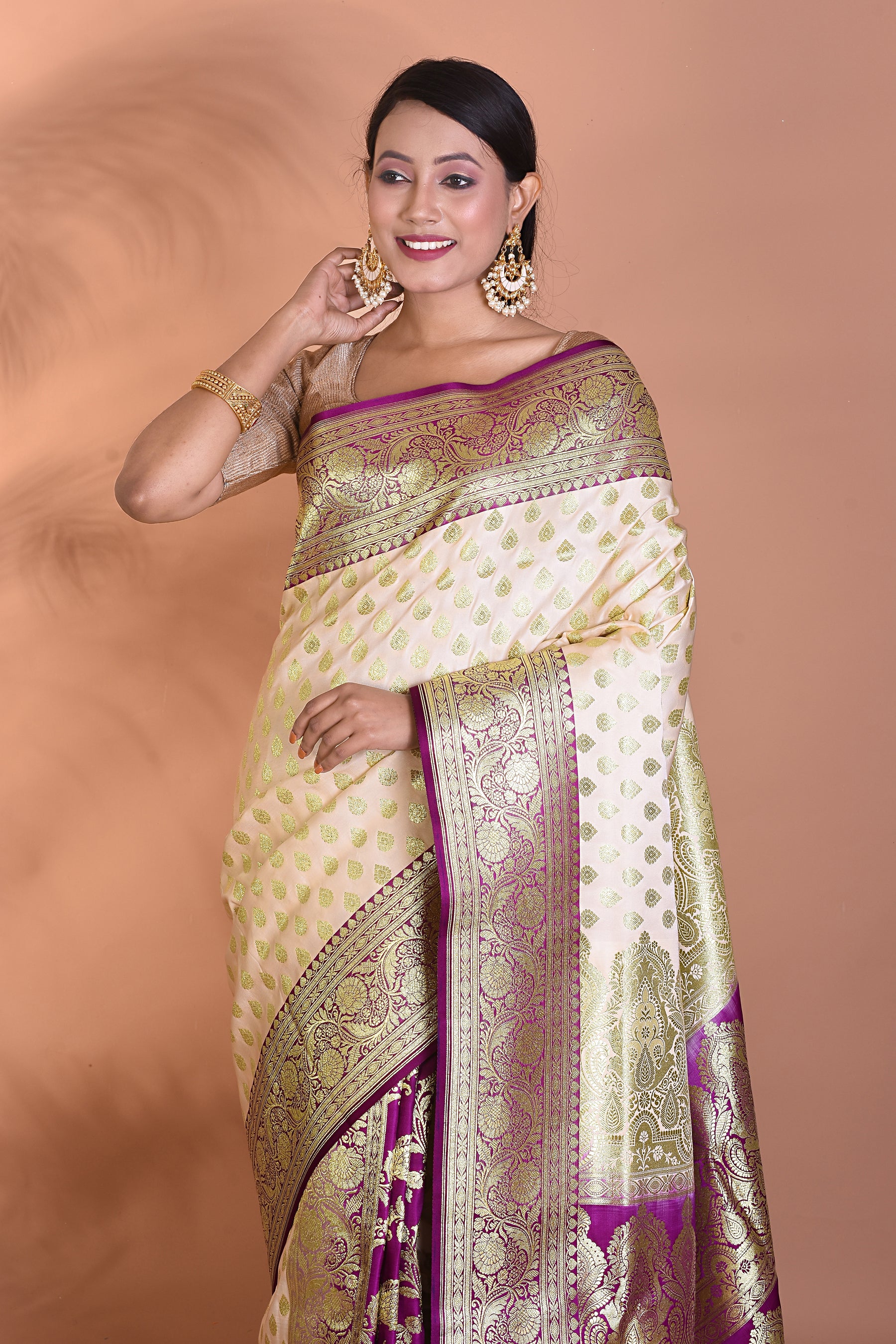 White and Purple Patli Pallu Banarasi Saree - Keya Seth Exclusive