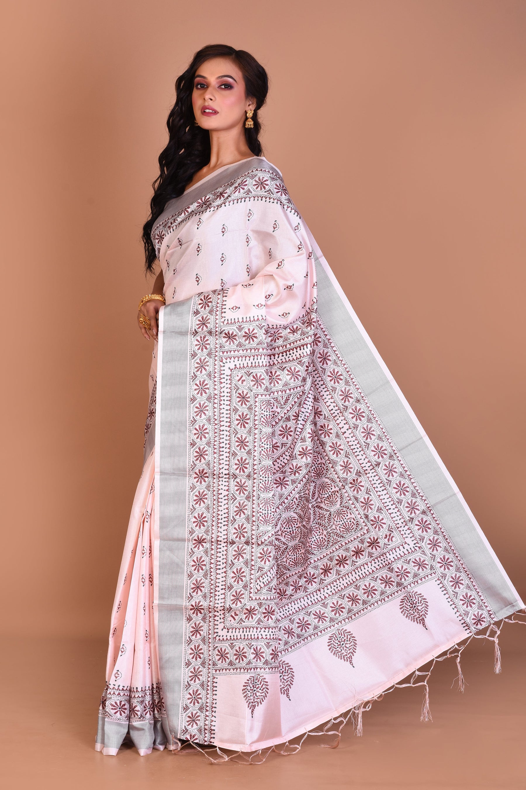 White Kantha Stitch Saree with Blouse Piece - Keya Seth Exclusive