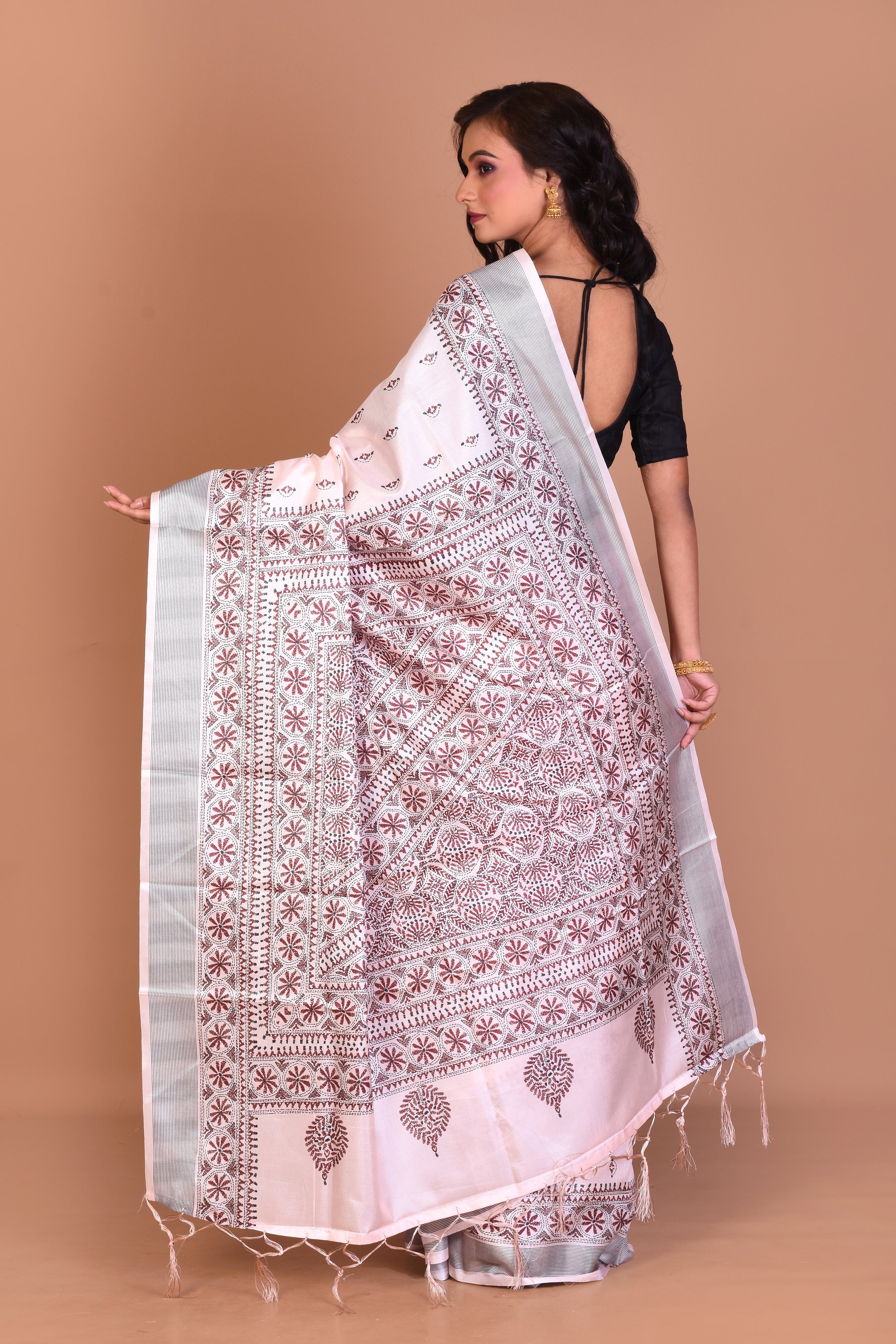 White Kantha Stitch Saree with Blouse Piece - Keya Seth Exclusive