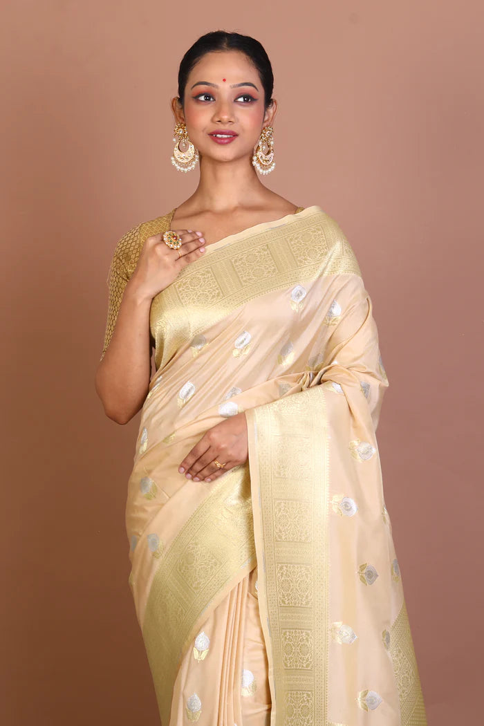 Offwhite Blended Silk Saree - Keya Seth Exclusive