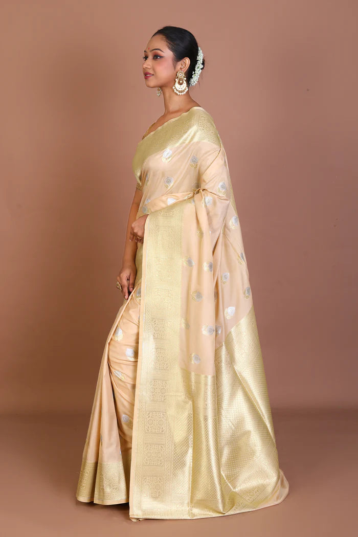 Offwhite Blended Silk Saree - Keya Seth Exclusive