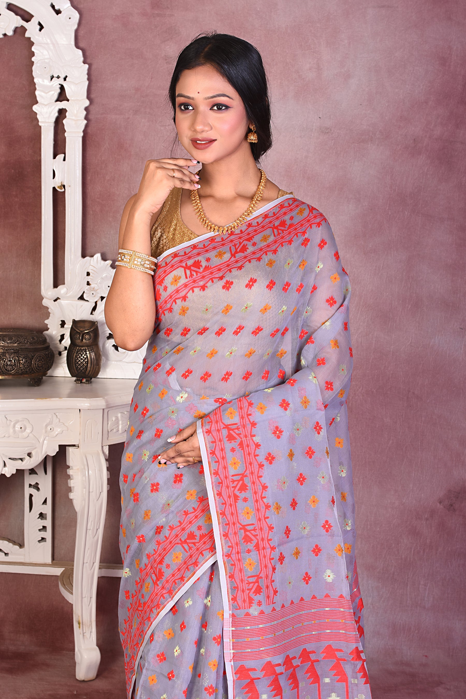 Beautiful Grey Jamdani Saree - Keya Seth Exclusive