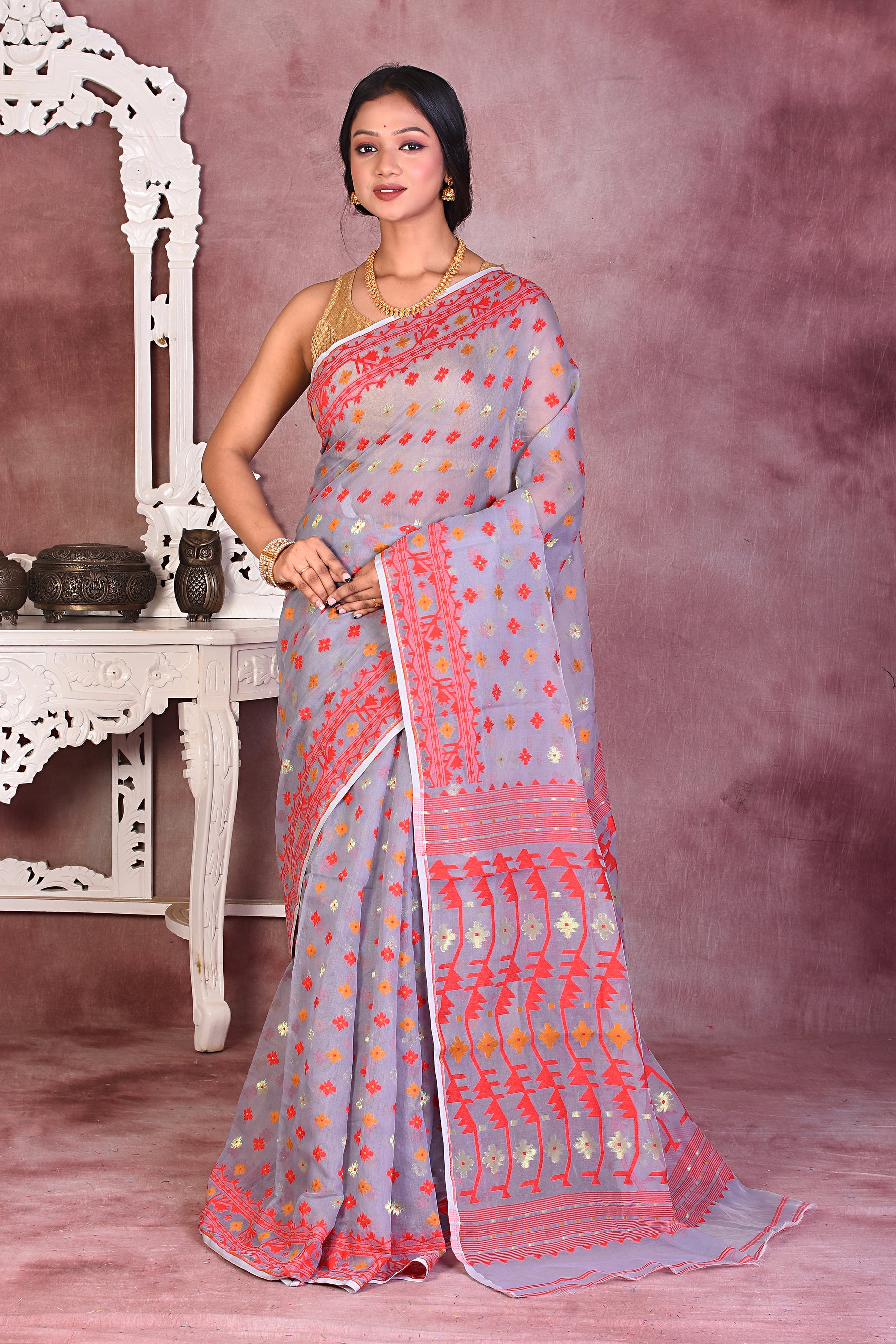 Beautiful Grey Jamdani Saree - Keya Seth Exclusive